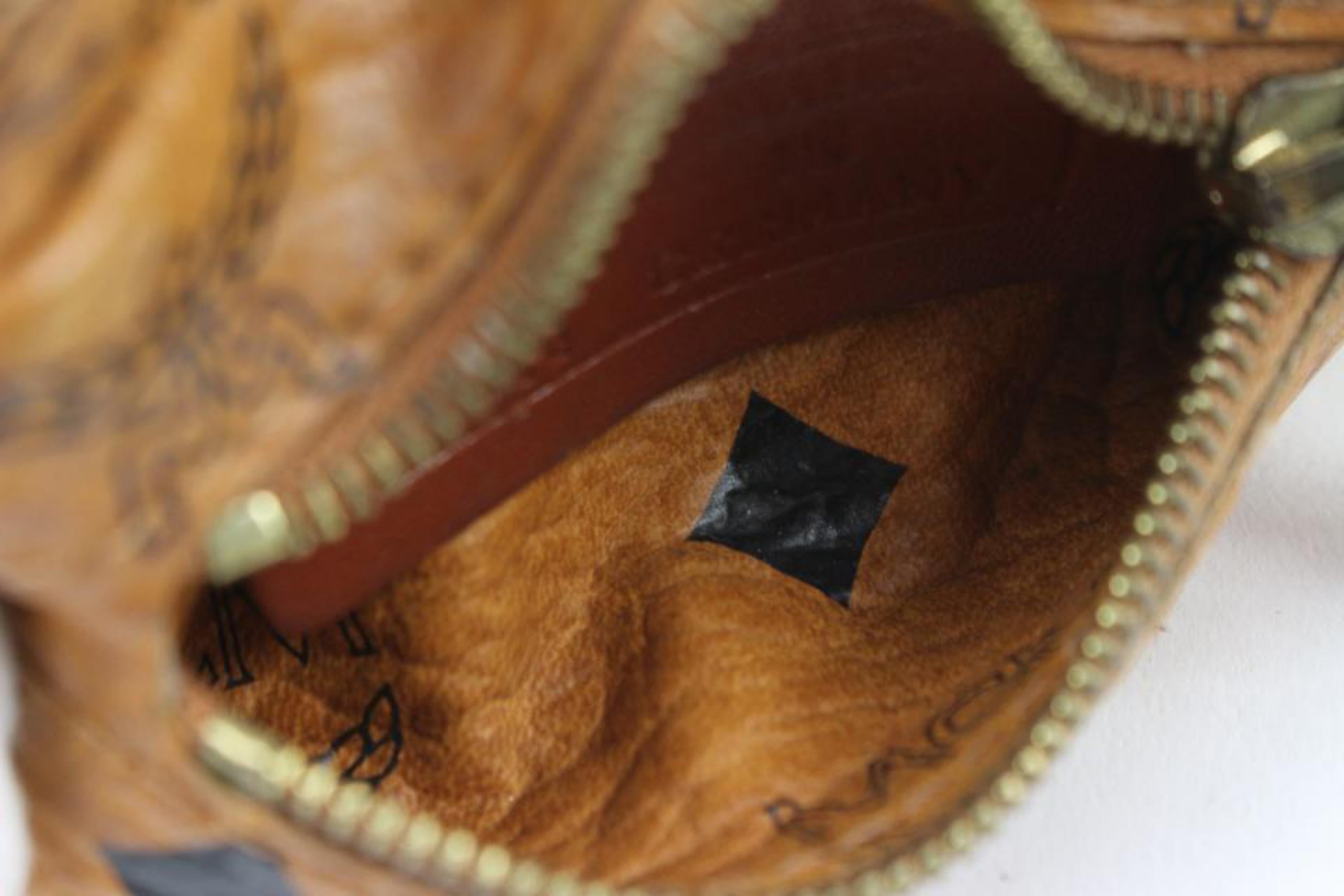 MCM Cognac Monogram Visetos Porte-clés 118m38 en vente 3