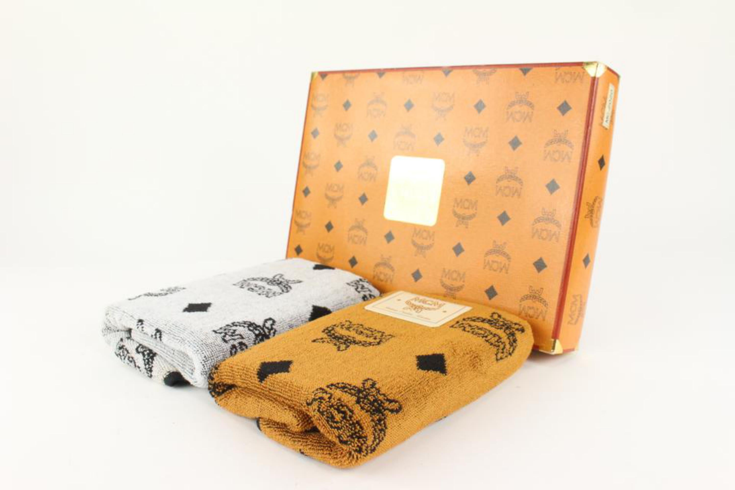 MCM Cognac Monogram Visetos Towel Set 1029m43 For Sale 6