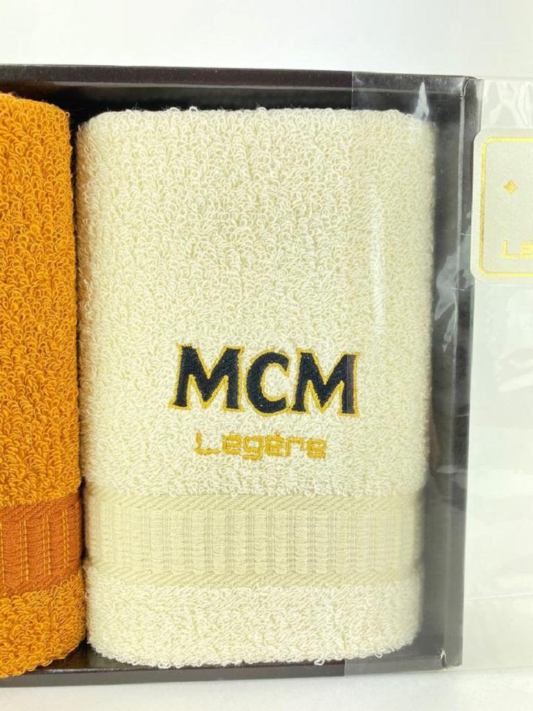 MCM Cognac Towel Set for Hand or Face 11m520  For Sale 3