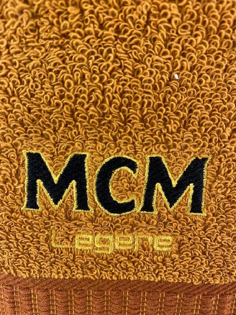 MCM Cognacfarbenes Hand- oder Gesichtstuchset für Hand 11m520  im Angebot 7