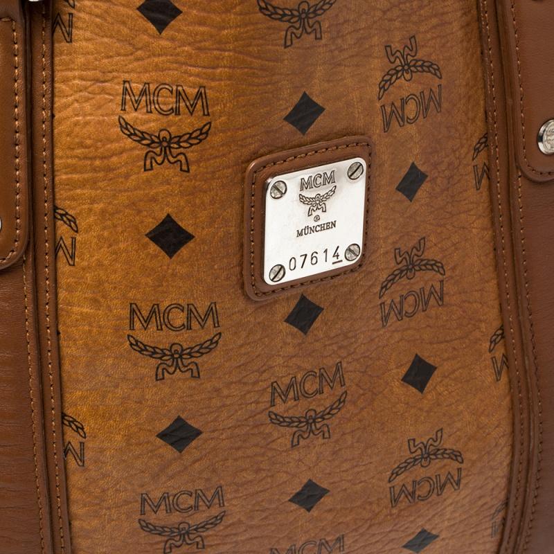 MCM Shopper-Tasche aus beschichtetem Segeltuch und Leder in Cognac mit Visetos 2