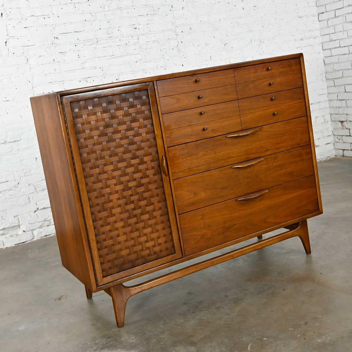 Mid-Century Modern MCM Console Dresser or Chest of Drawers by Warren Church for Lane Perception