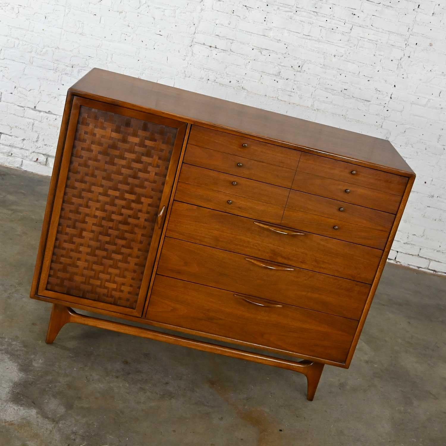 MCM Console Dresser or Chest of Drawers by Warren Church for Lane Perception In Good Condition In Topeka, KS