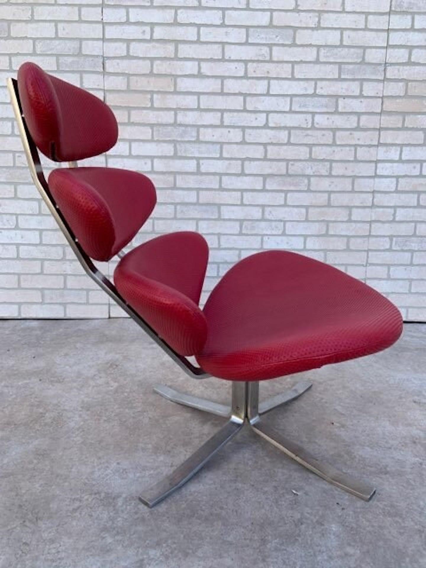 MCM Corona Chair von Paul Volther für Erik Jørgensen Neu gepolstert in Leder im Zustand „Gut“ im Angebot in Chicago, IL
