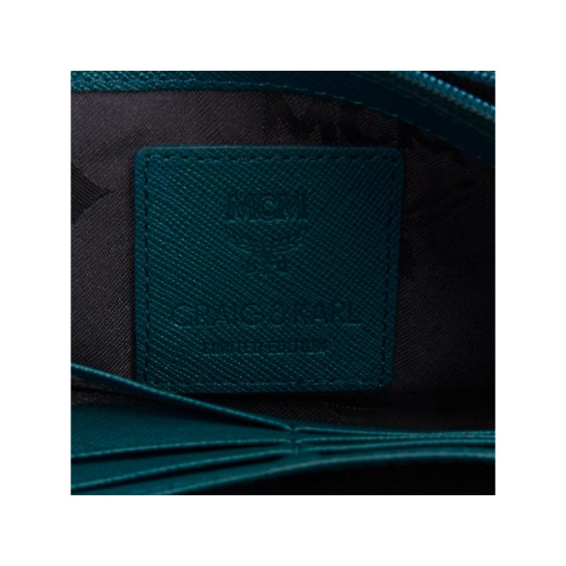 Cartera larga con cremallera MCM CRAIG KARL Beyond Snowdome de piel negra con ojo gráfico en venta 3