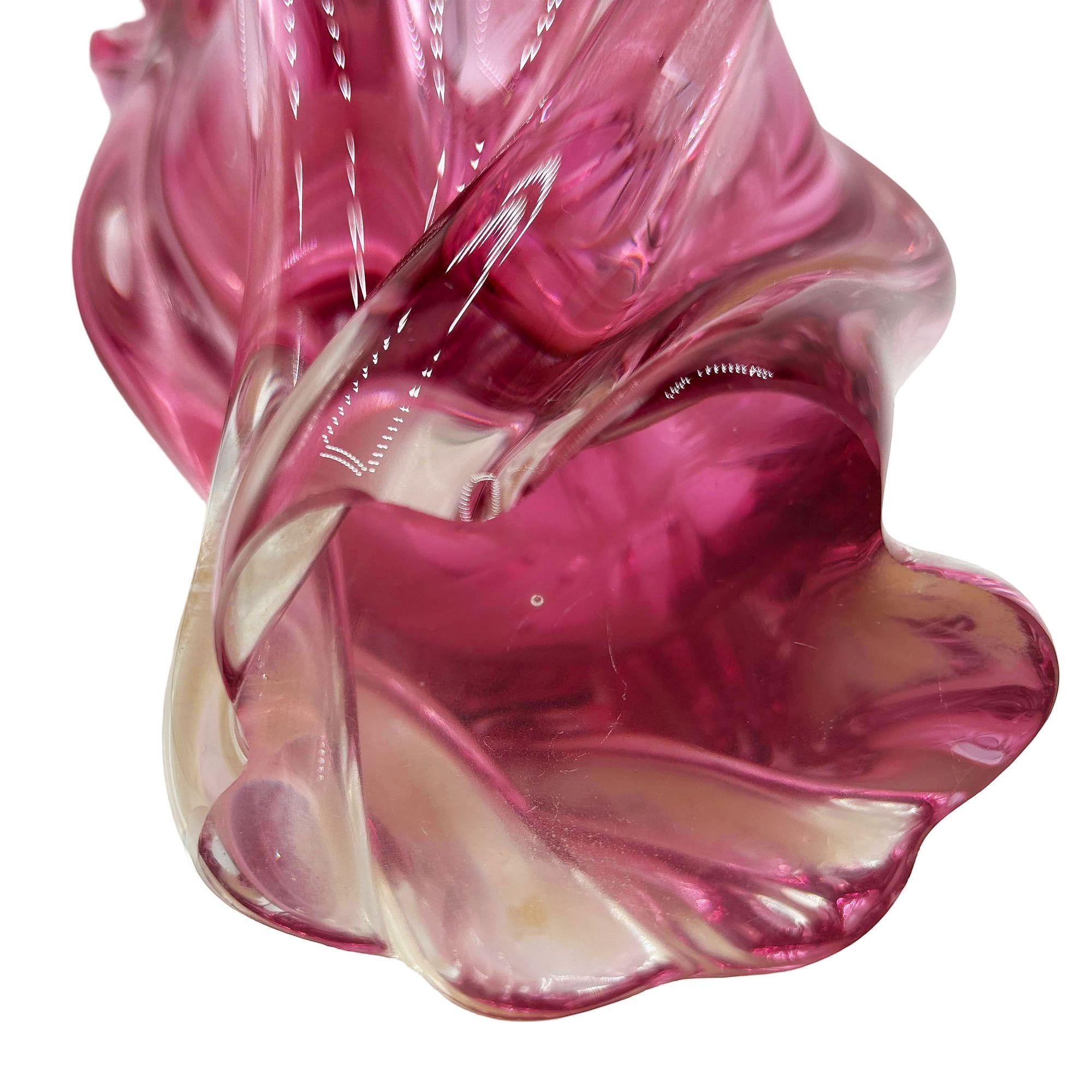Vaso in vetro artistico MCM Czech Cranberry di Josef Hospodka per Chribska Glassworks in vendita 1