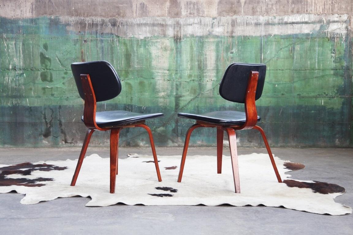 Mid-Century moderno Sedia da pranzo in legno curvato in stile Charles Eames di MCM, una sedia, anni '60 in vendita