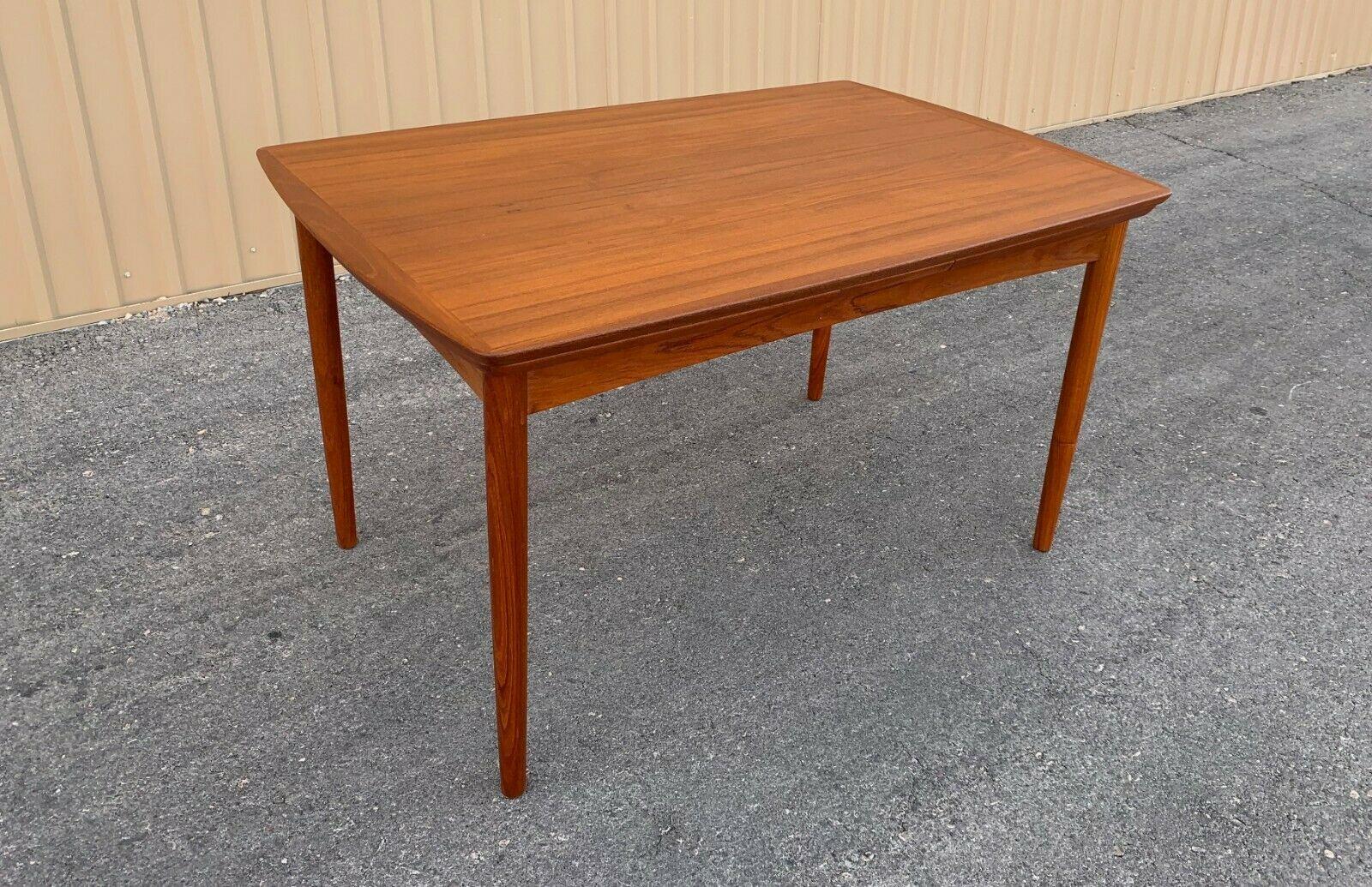 Mid-20th Century MCM Danish Mid-Century Modern Povl Dinesen Teak Expandable Dining Table, Denmark