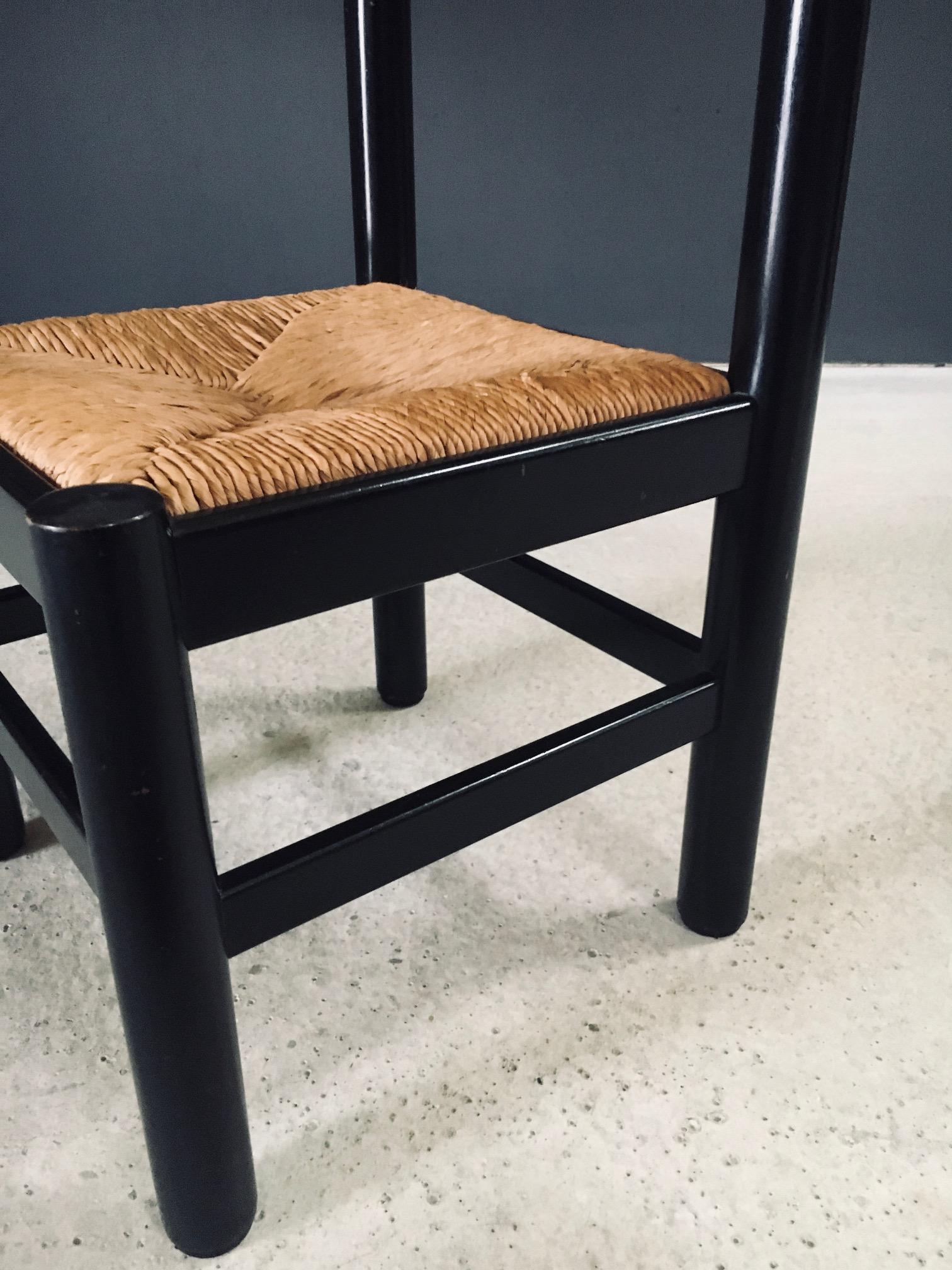Chaises de salle à manger de style 