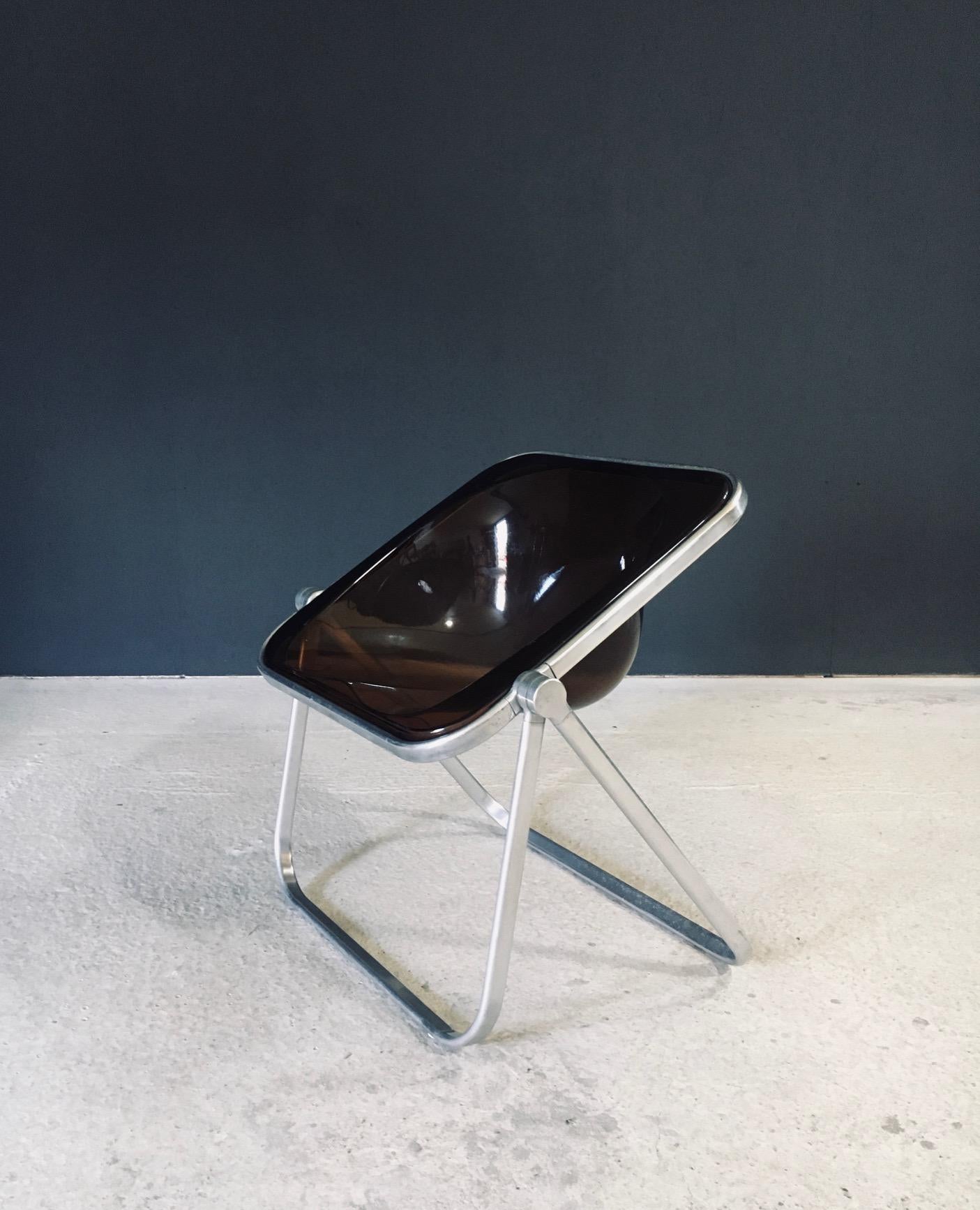 MCM Design PLONA Chair by Giancarlo Piretti for Castelli, Italy 1970's In Good Condition For Sale In Oud-Turnhout, VAN