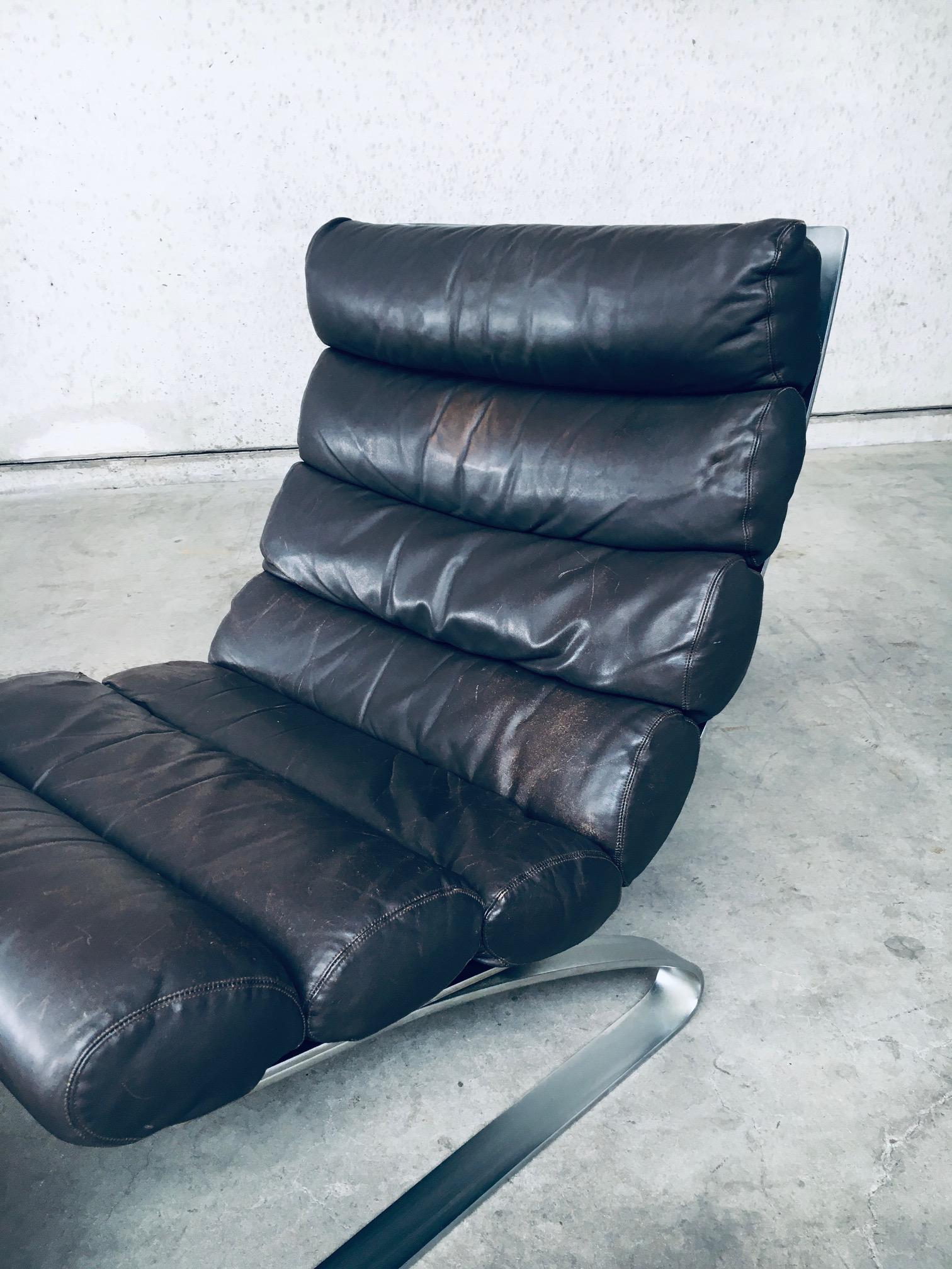 MCM Design SINUS Lounge Chair et Hocker by COR, Allemagne 1973 3