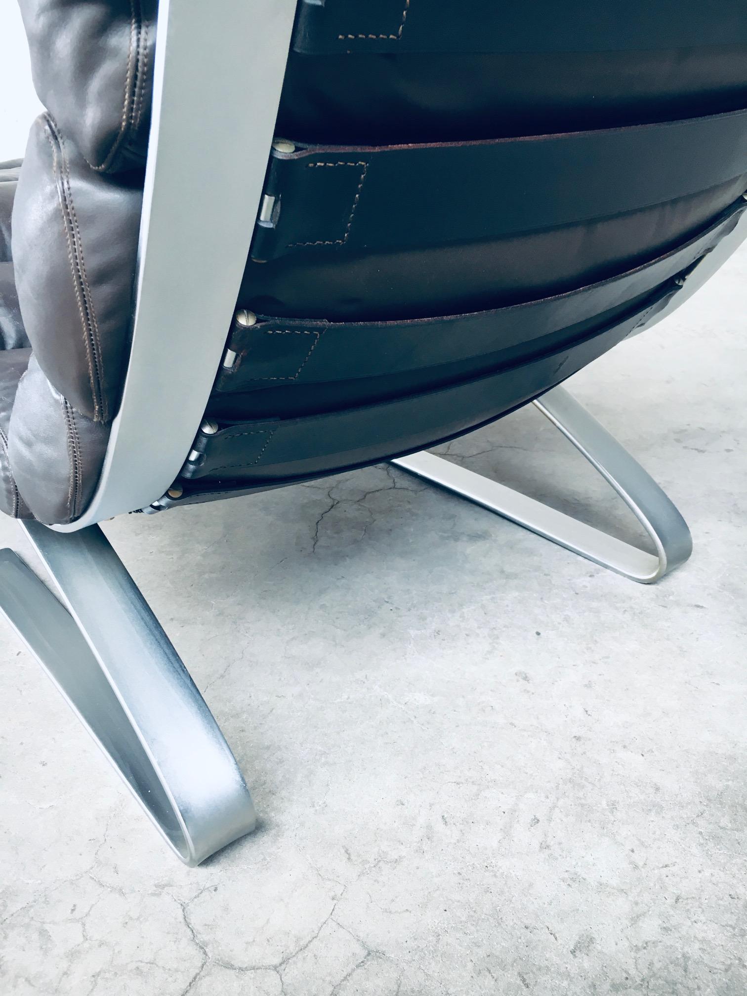 MCM Design SINUS Lounge Chair et Hocker by COR, Allemagne 1973 12