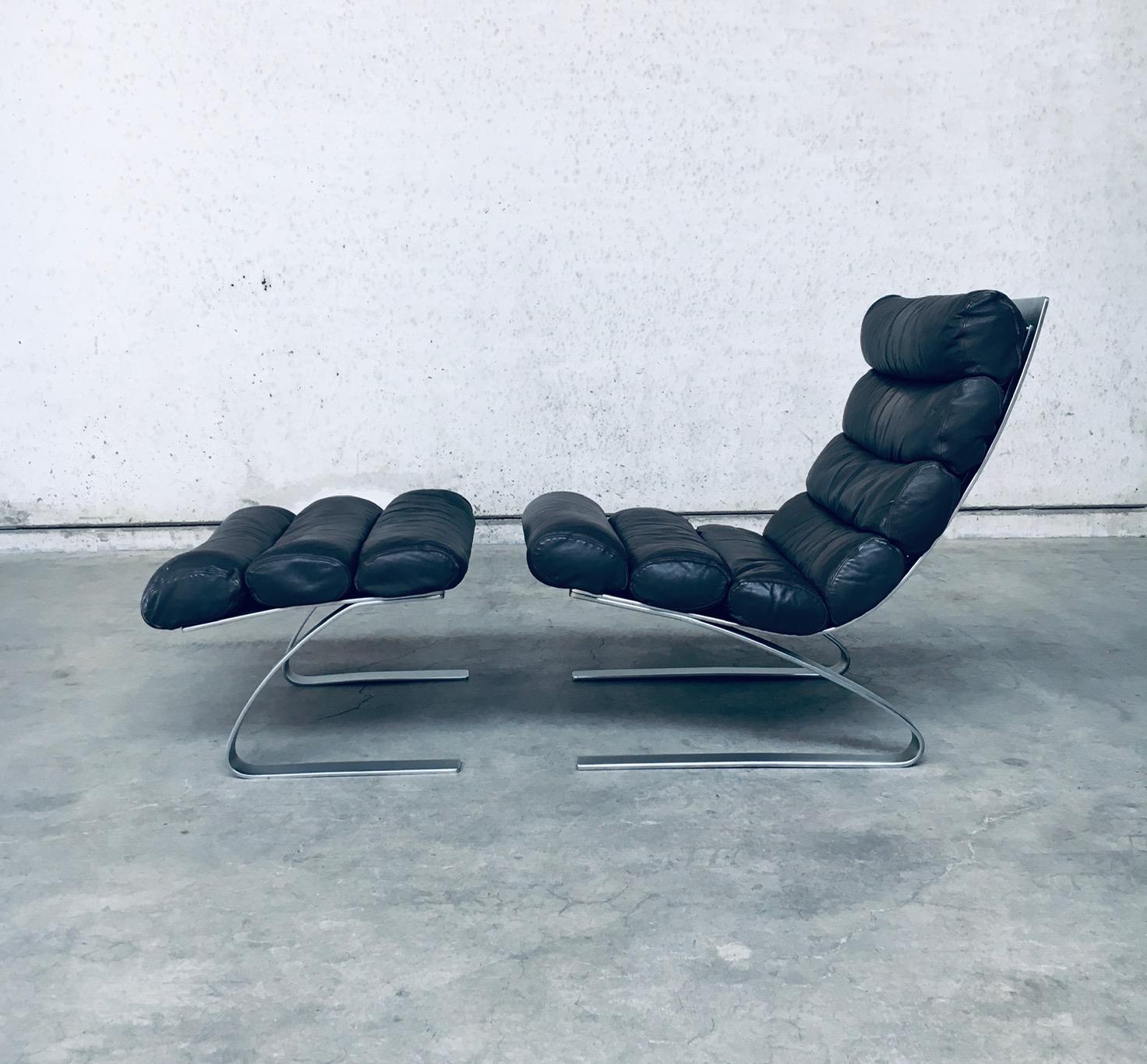 Fin du 20e siècle MCM Design SINUS Lounge Chair et Hocker by COR, Allemagne 1973