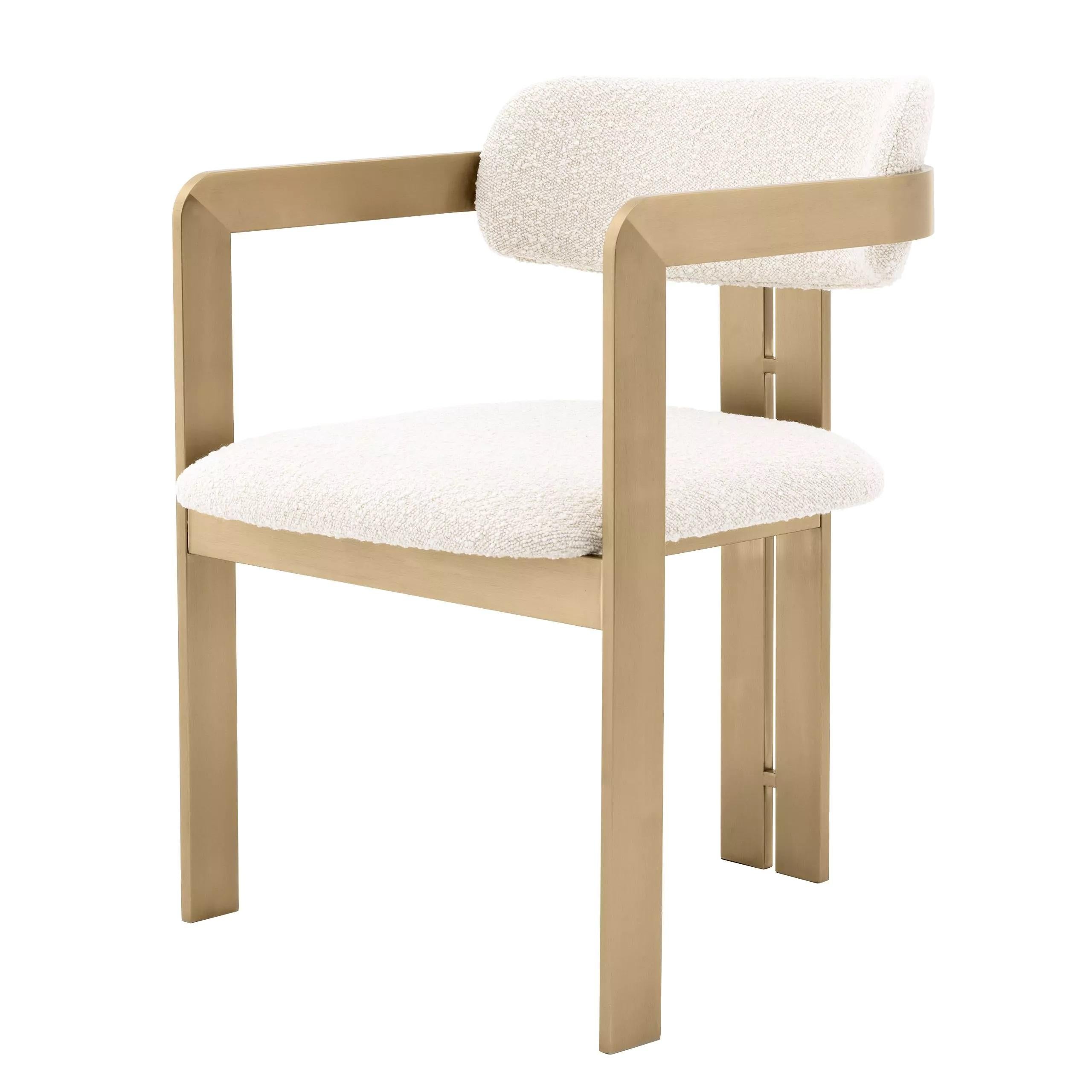 MCM Design Style Beige Bouclé Fabric and Brass Finishes Dining Chair In New Condition For Sale In Tourcoing, FR