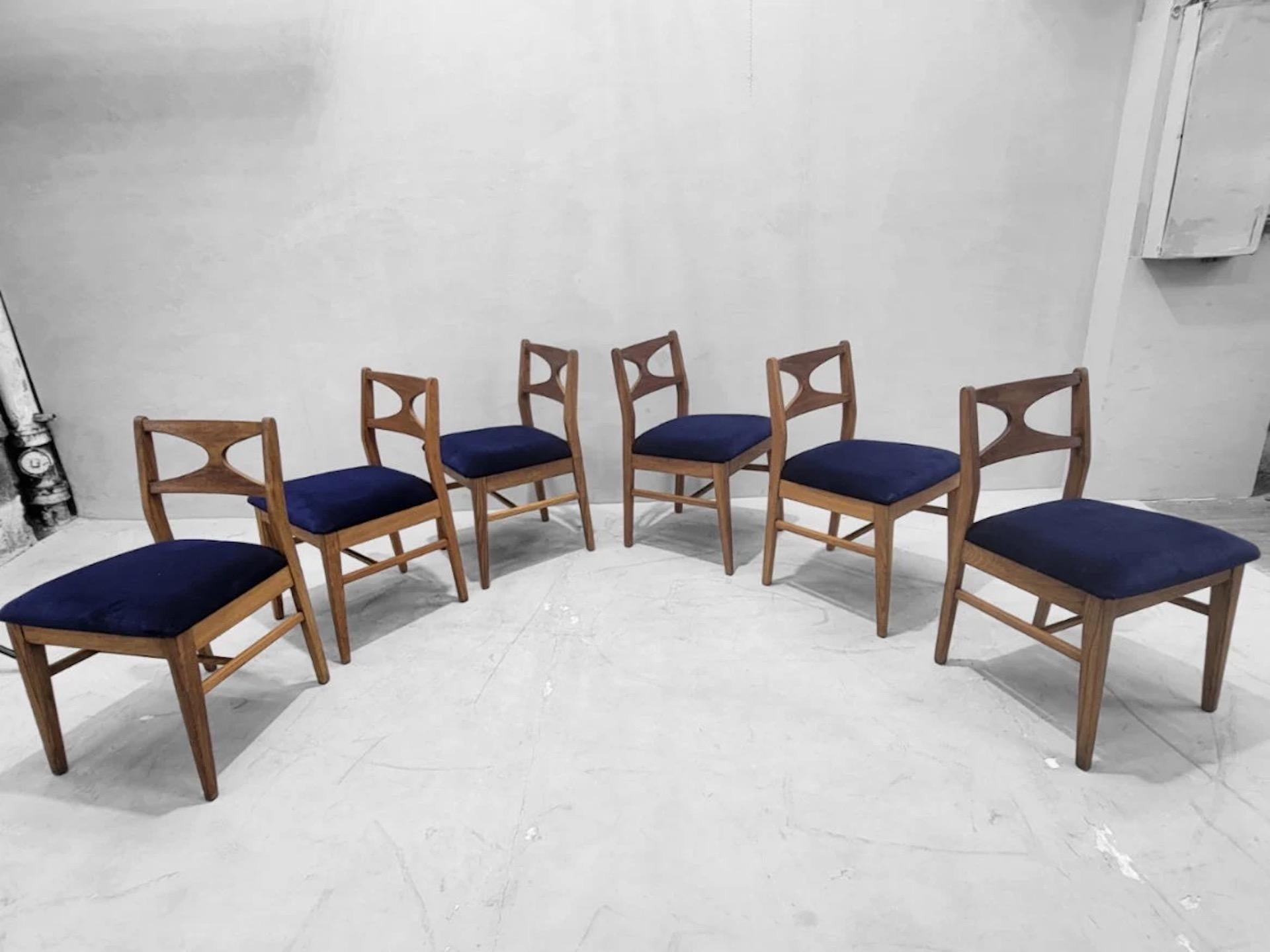 MCM Esstisch & 6 Stühle, neu gepolstert nach Broyhill Brasilia – 10 Teile (amerikanisch) im Angebot