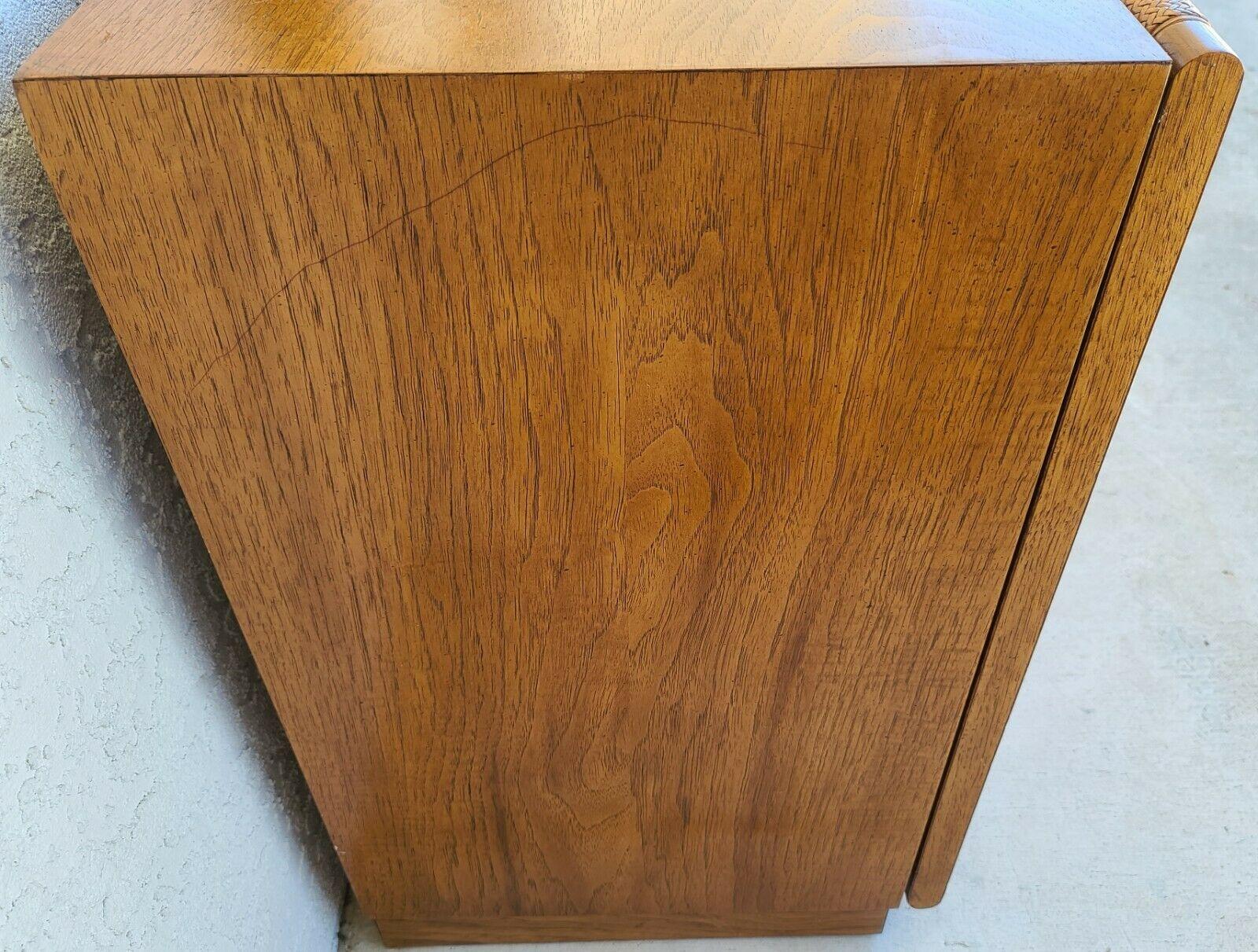Mcm Dresser Credenza with Glass Top & Mirror by Founders For Sale 3