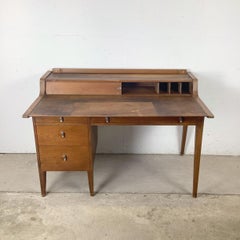 Escritorio MCM Drexel Profile Nogal de John Van Koert