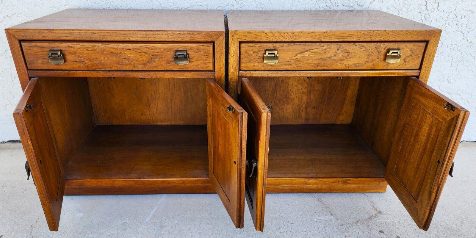 Late 20th Century MCM Drexel WINDWOOD Nightstands  For Sale