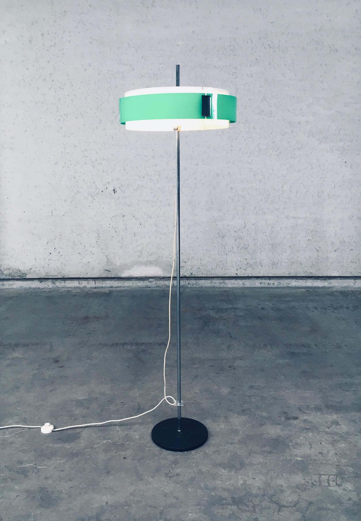 MCM Dutch Design Floor Lamp by GEPO, Netherlands 1960's In Good Condition For Sale In Oud-Turnhout, VAN