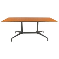 MCM Eames for Herman Miller Segmented Taupe Base Table Rectangular Top (Table à plateau rectangulaire)