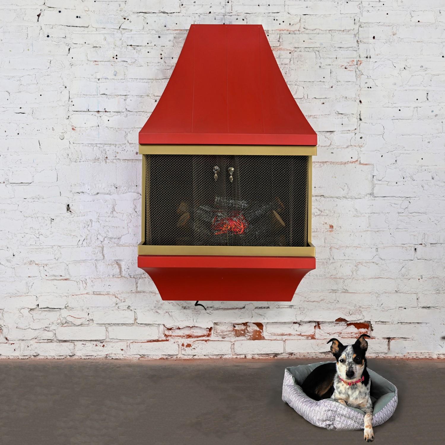 Chimenea eléctrica MCM Naranja con adornos dorados Atribuida Casa Estilo Montgomery Ward Estadounidense en venta