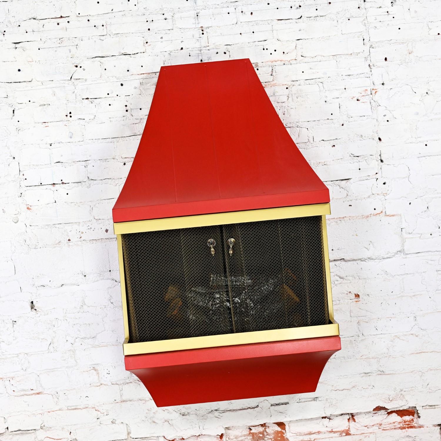 Chimenea eléctrica MCM Naranja con adornos dorados Atribuida Casa Estilo Montgomery Ward Metal en venta