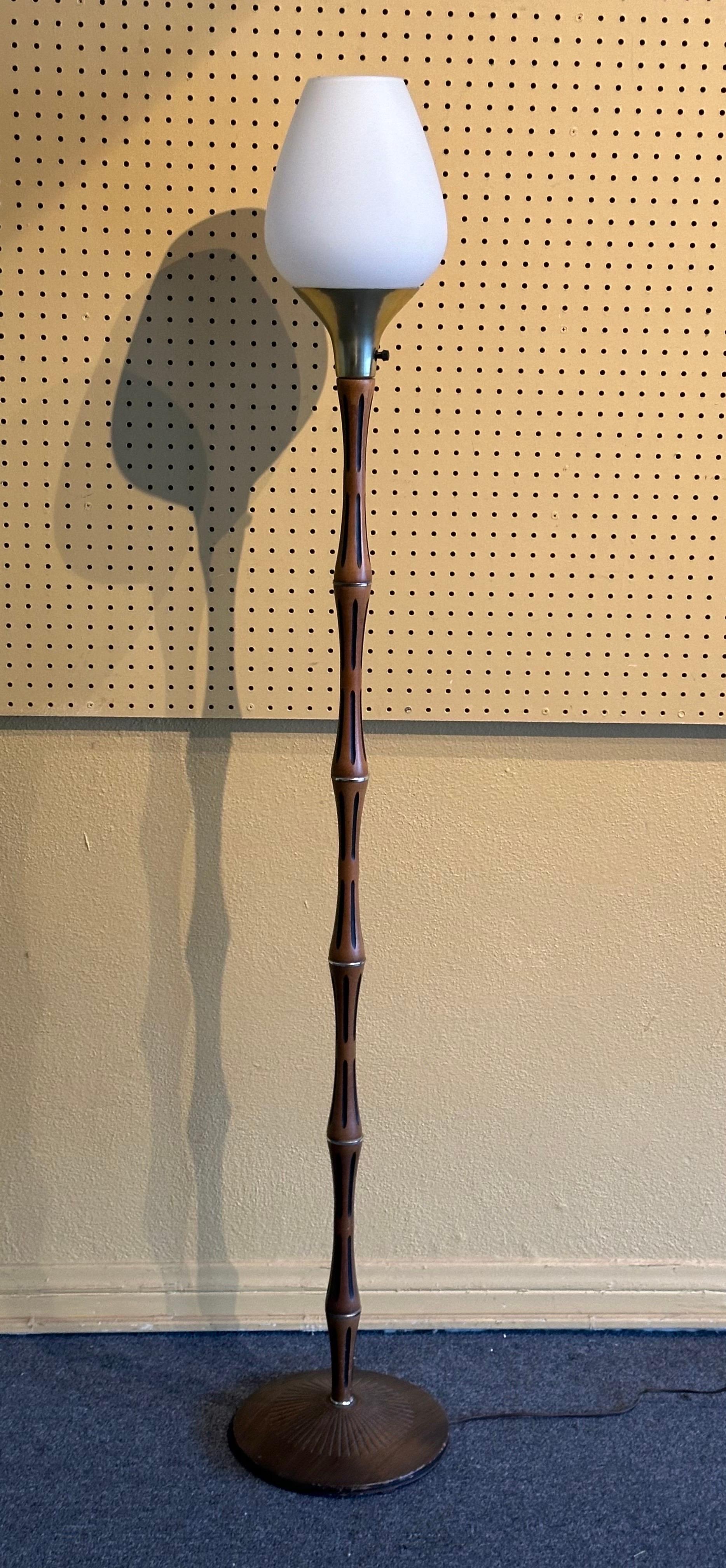 Lampada da terra scultorea in finto bambù MCM in vendita 5