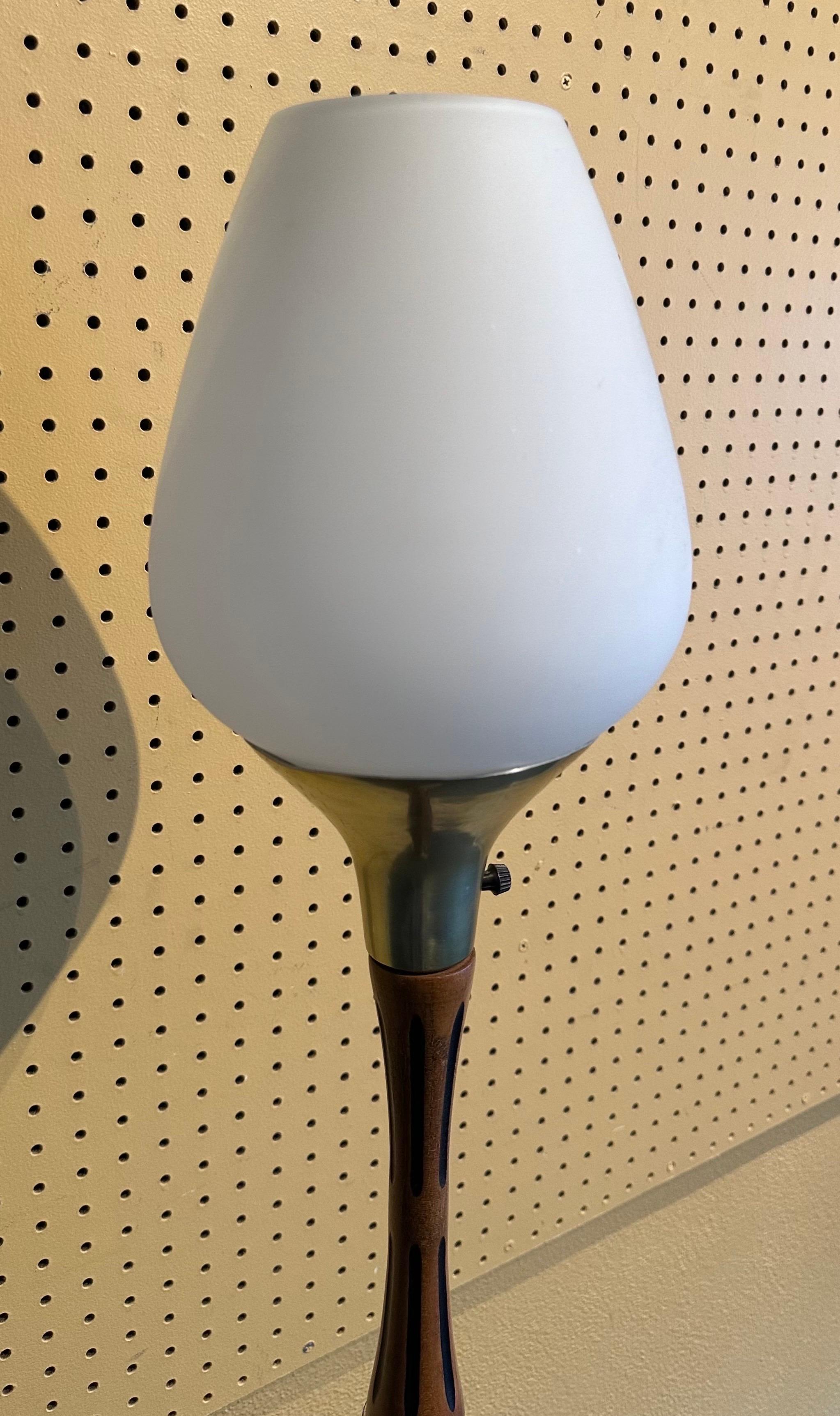 Lampada da terra scultorea in finto bambù MCM in vendita 1