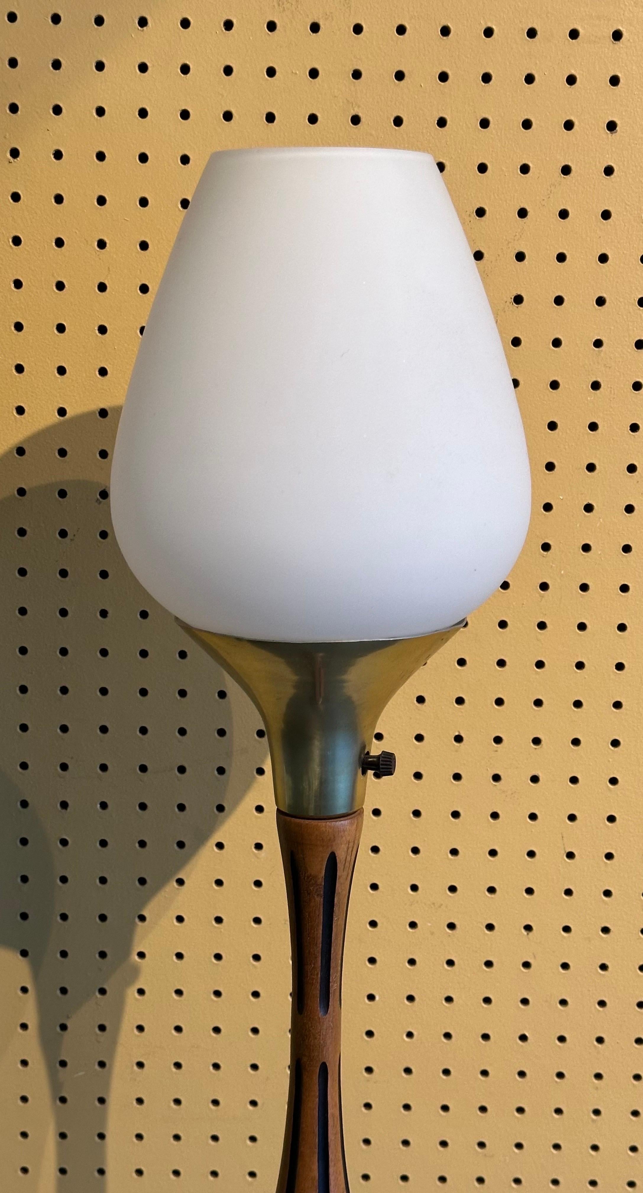 Lampada da terra scultorea in finto bambù MCM in vendita 2