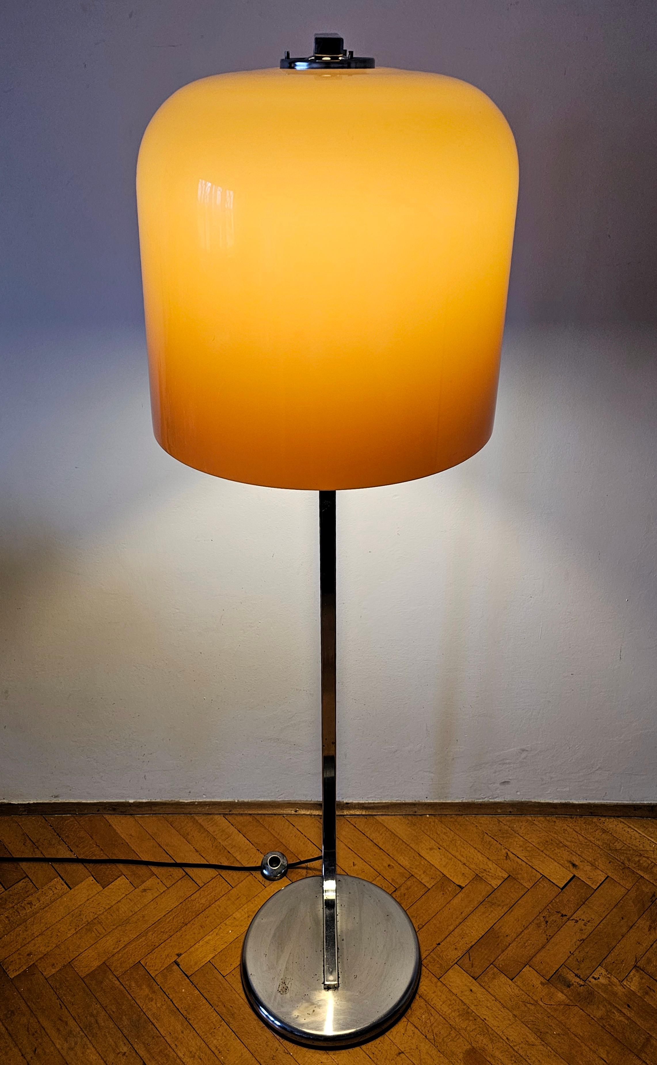 MCM Floor Lamp from Alvise Series by Luigi Massoni for Guzzini, Yugoslavia 1960s For Sale 1