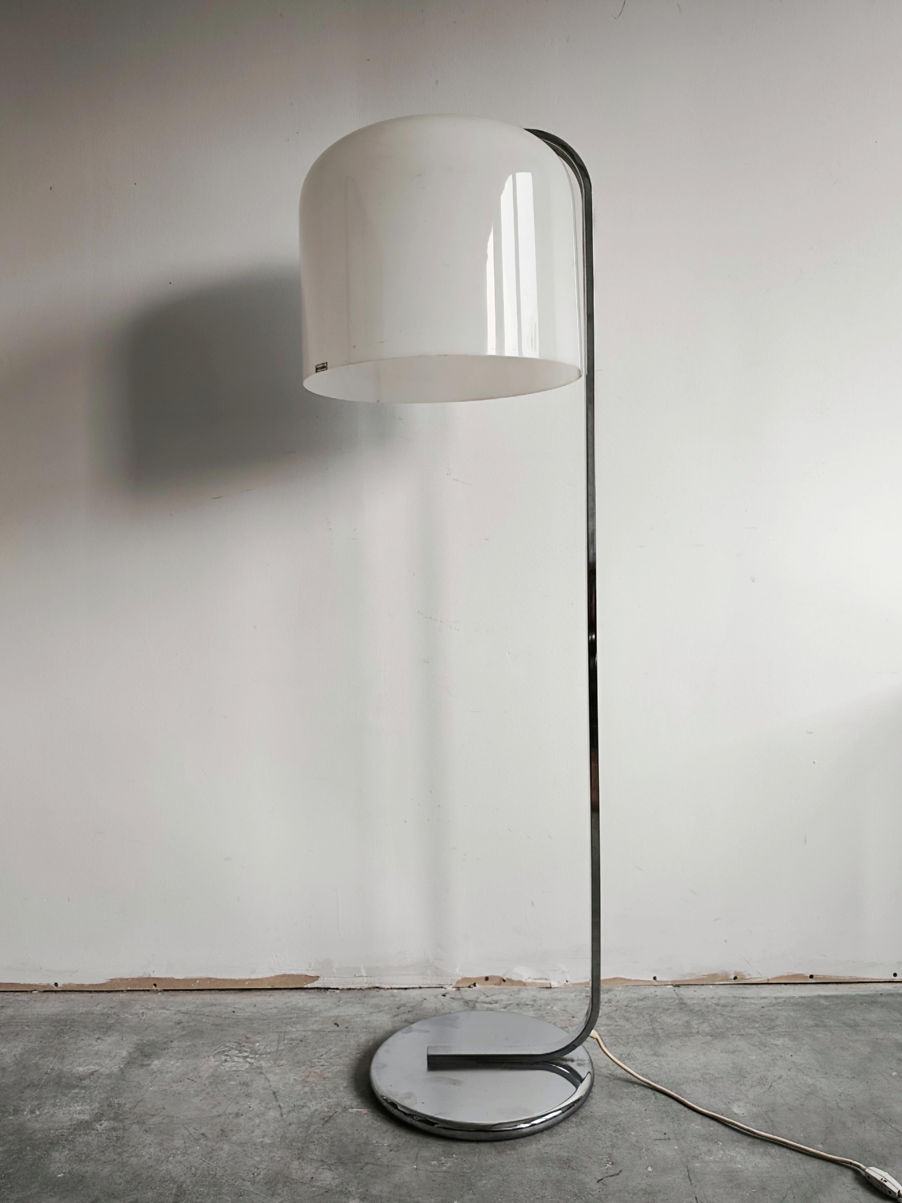 Lampada da terra MCM della serie Alvise di Luigi Massoni & Massoni per Guzzini, Yugoslavia 1960 in vendita 6