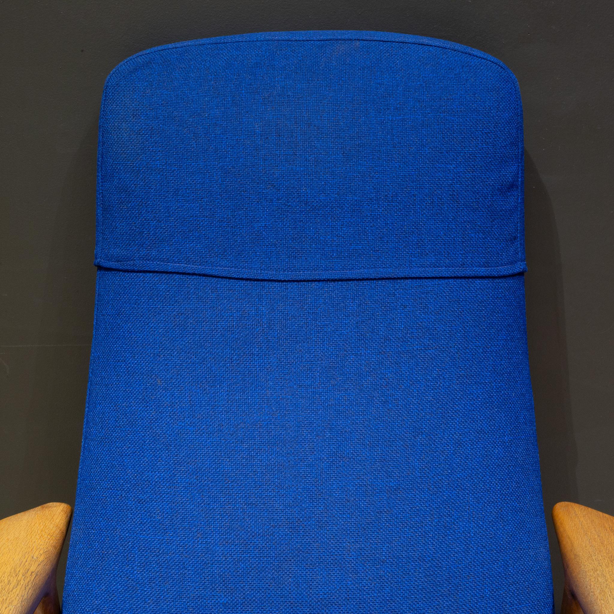 MCM Folke Ohlsson pour DUX Fauteuils de salon inclinables et poufs réglables C.1960 en vente 5