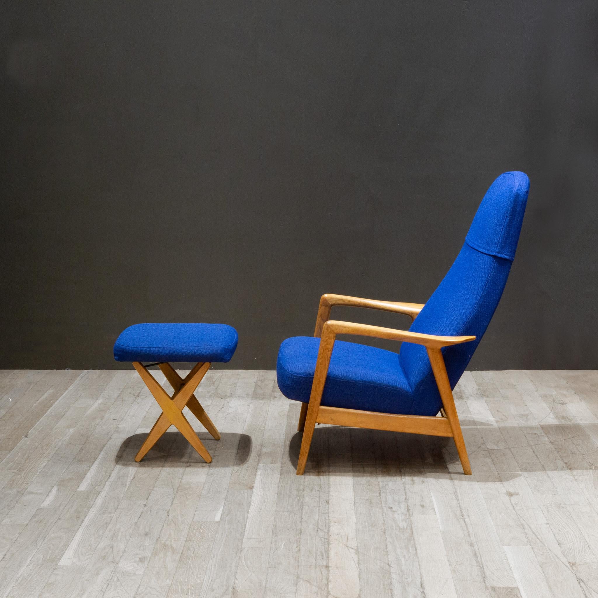 20ième siècle MCM Folke Ohlsson pour DUX Fauteuils de salon inclinables et poufs réglables C.1960 en vente