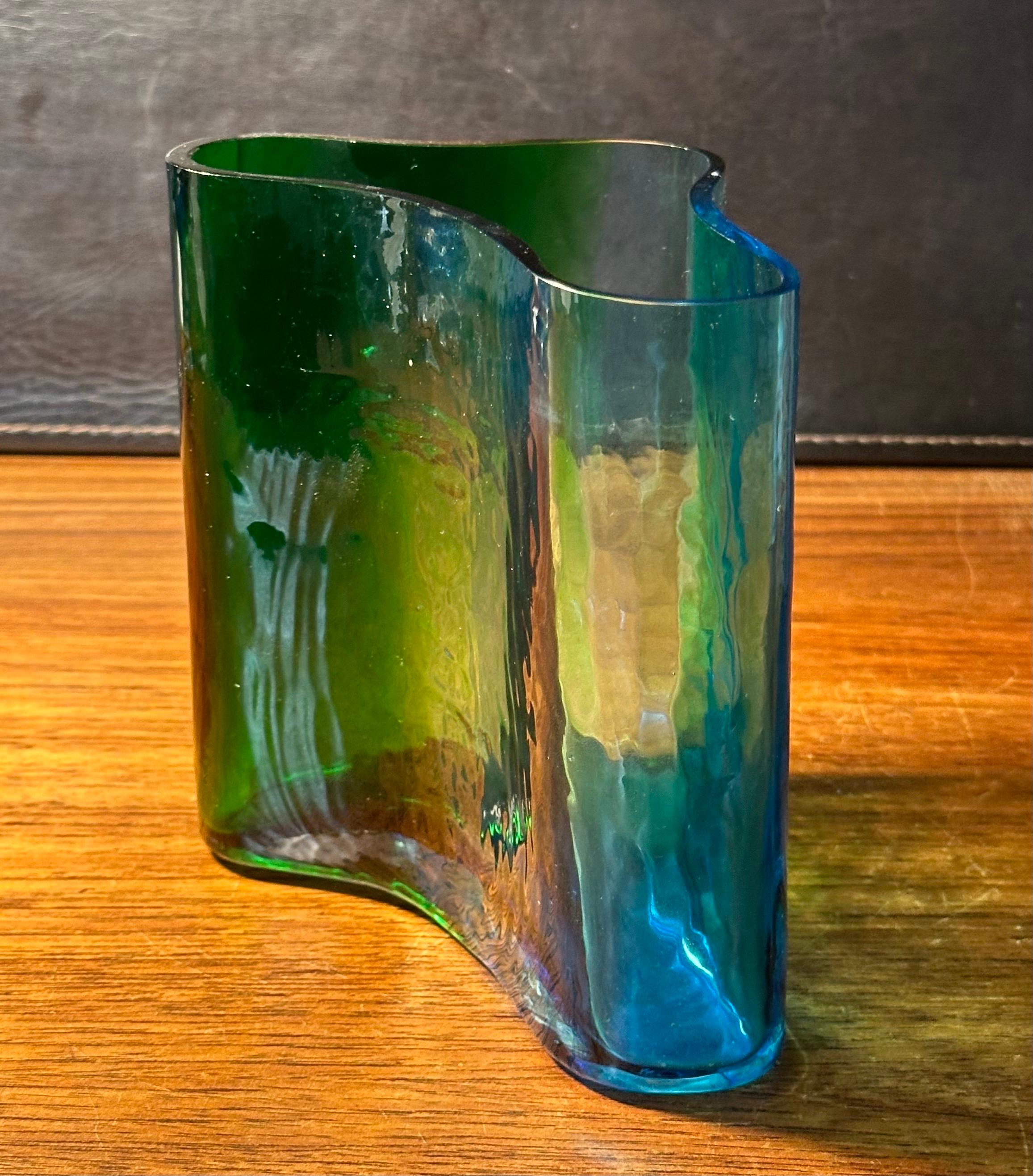 MCM Free Form Art Glass Vase in the Style of Alvar Aalto In Good Condition In San Diego, CA