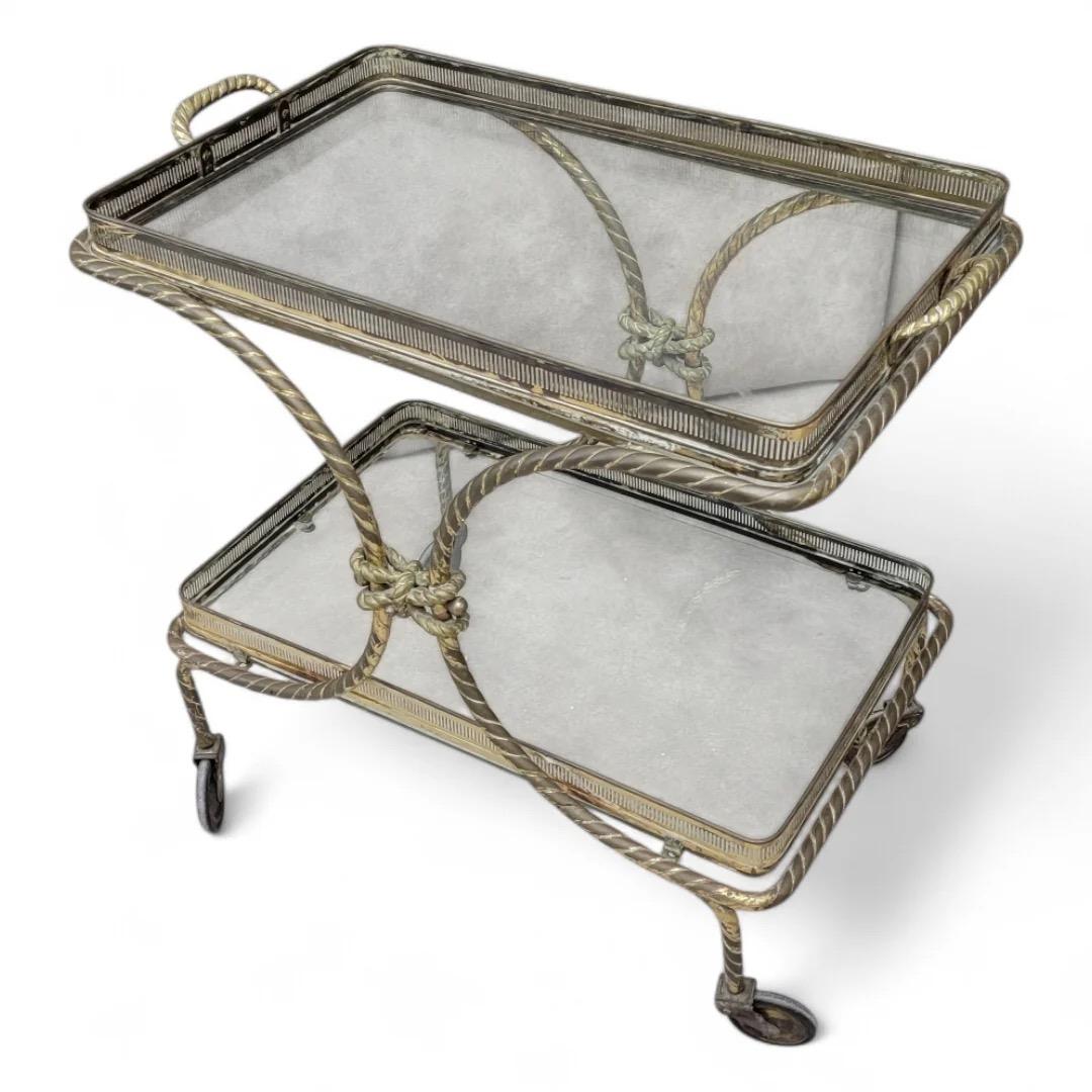Mcm French Bagues Style Brass Rope Bar Cart On Wheels With Removable Tray In Good Condition For Sale In Chicago, IL