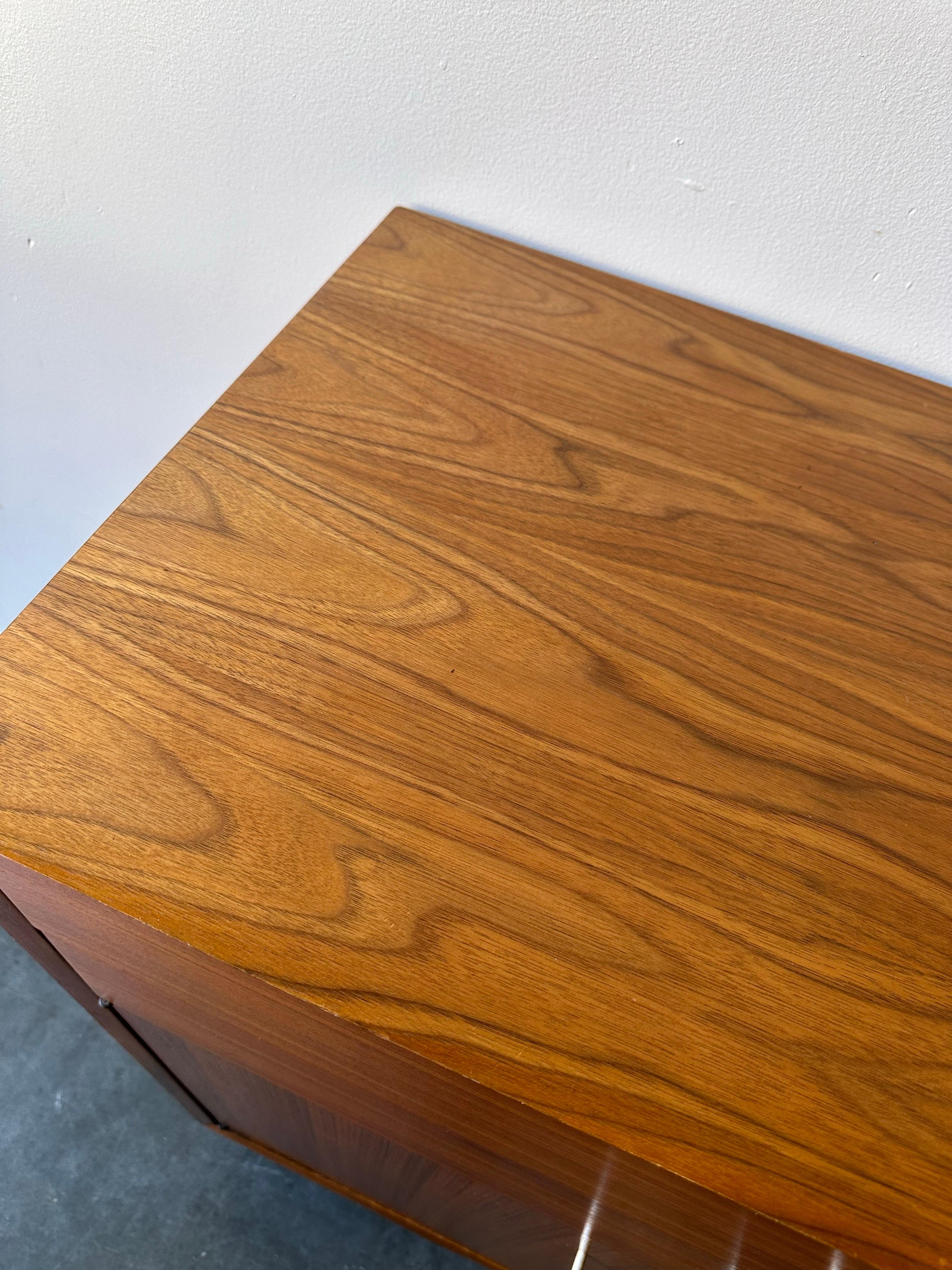MCM George Nelson for Herman Miller Chest of drawers In Good Condition In Sayreville, NJ