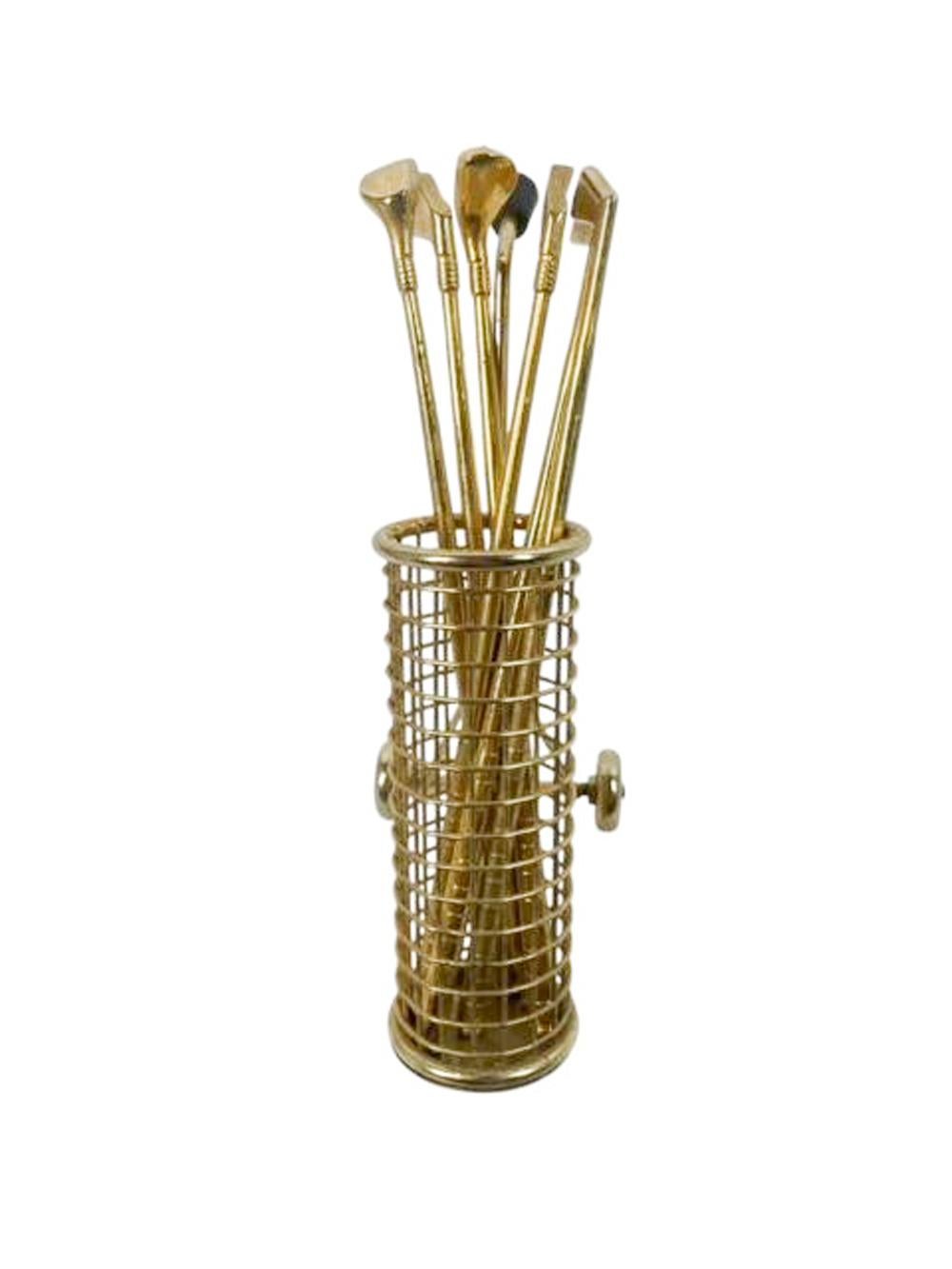 MCM Gold-Toned Golf Club Cocktail Stirrers in a Golf Bag Holder In Good Condition In Nantucket, MA