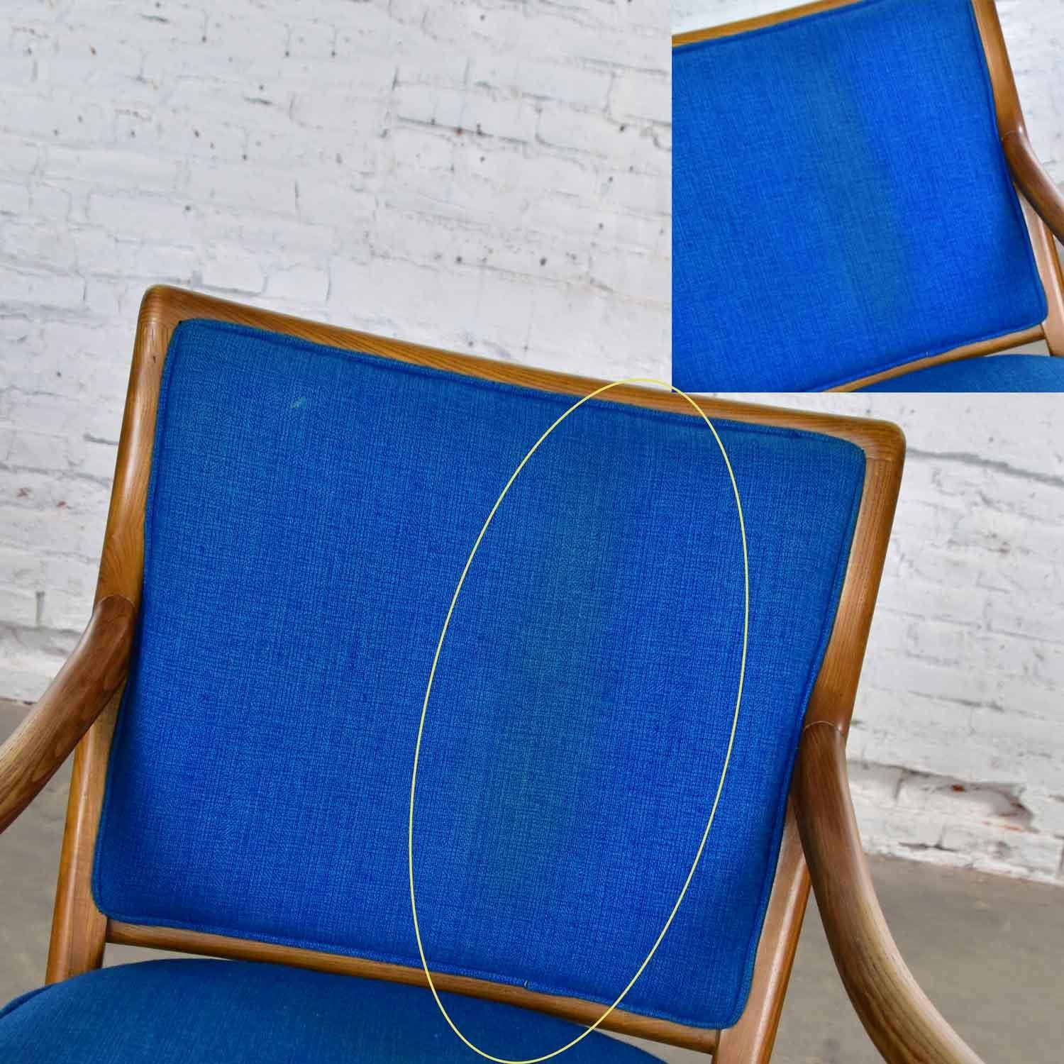 MCM Grand Haven Chair by Jack Van der Molen for Jamestown Lounge in Blue Fabric In Good Condition For Sale In Topeka, KS