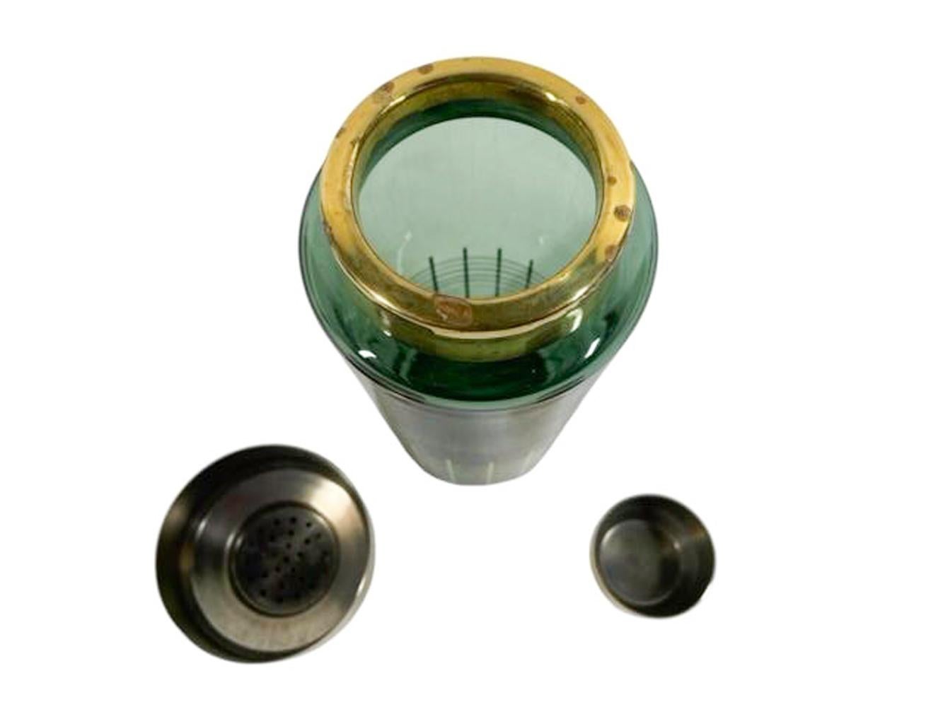 European MCM - Green Glass Cocktail Shaker with Gold Grid Decoration at Base and Gold Lid For Sale