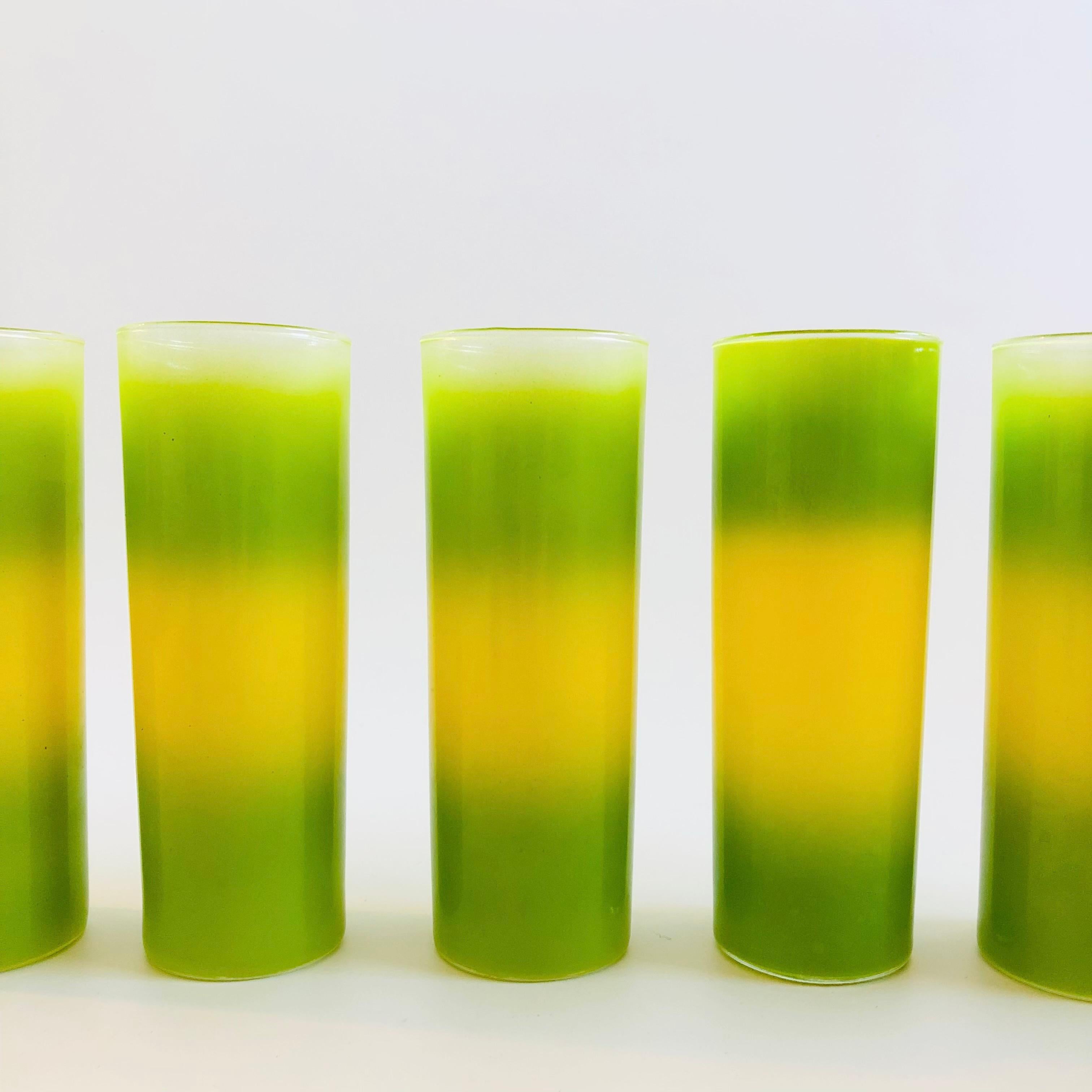 Mid-Century Modern Gobelets Twist Blendo de MCM Vert Jaune - Lot de 6 en vente