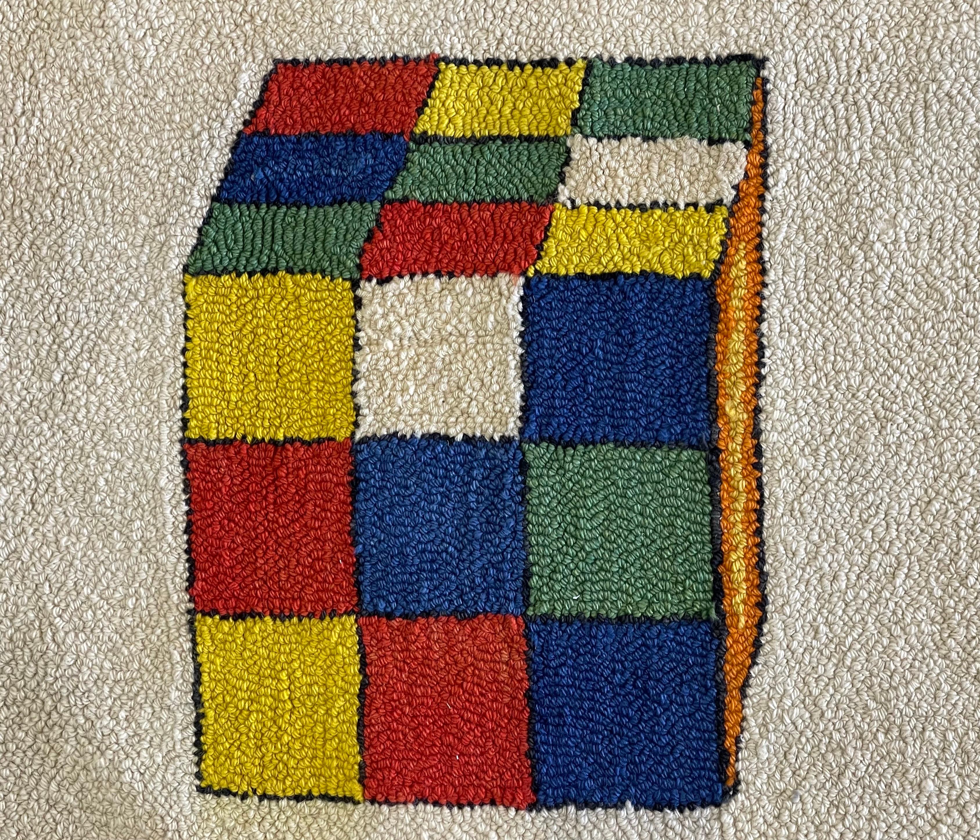 MCM Handgewebter „Rubik's Cube“ Wollteppich / Läufer im Angebot 3