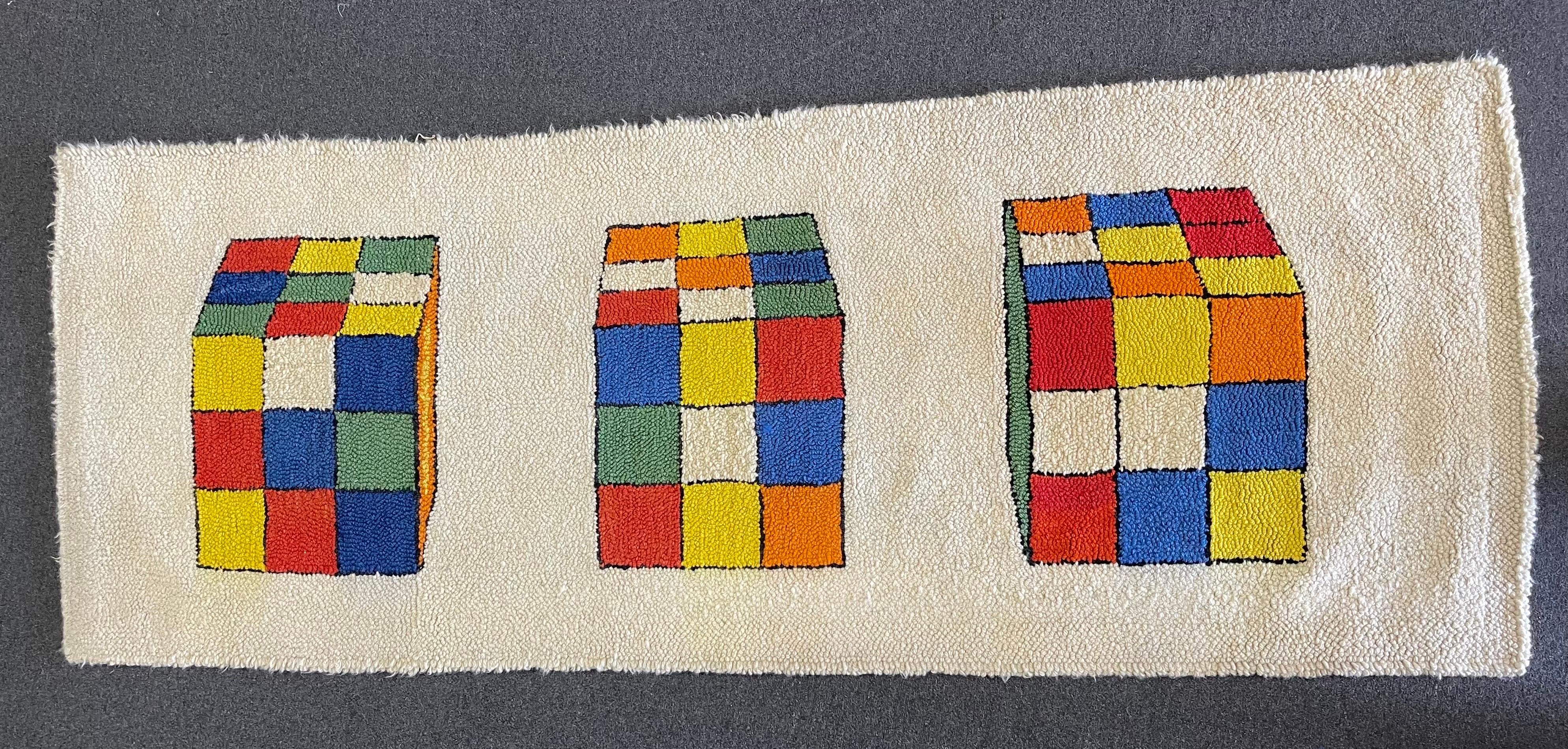 MCM Handgewebter „Rubik's Cube“ Wollteppich / Läufer im Angebot 9