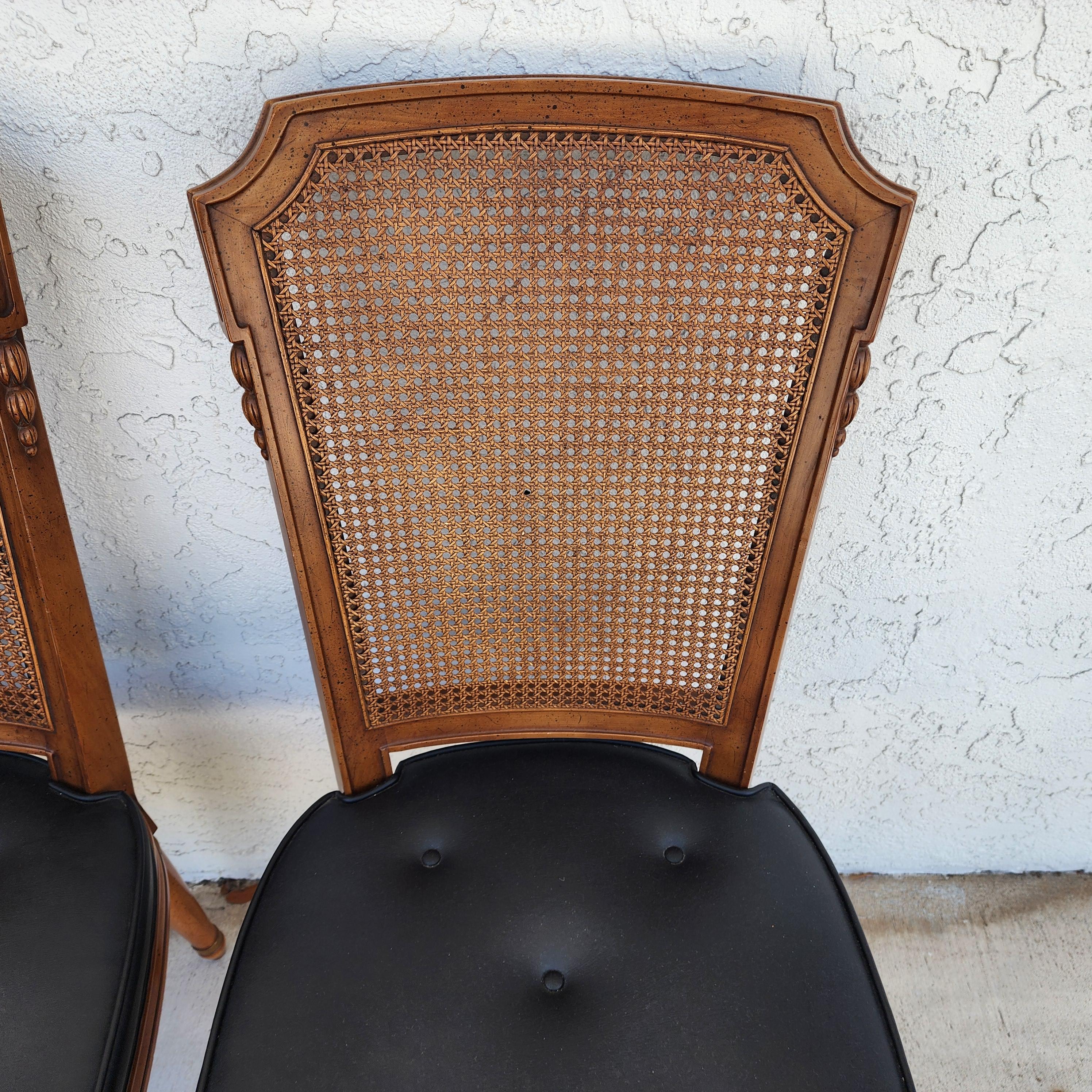 MCM Henredon Sillas de comedor Respaldo de caña 28-2501 en venta 2