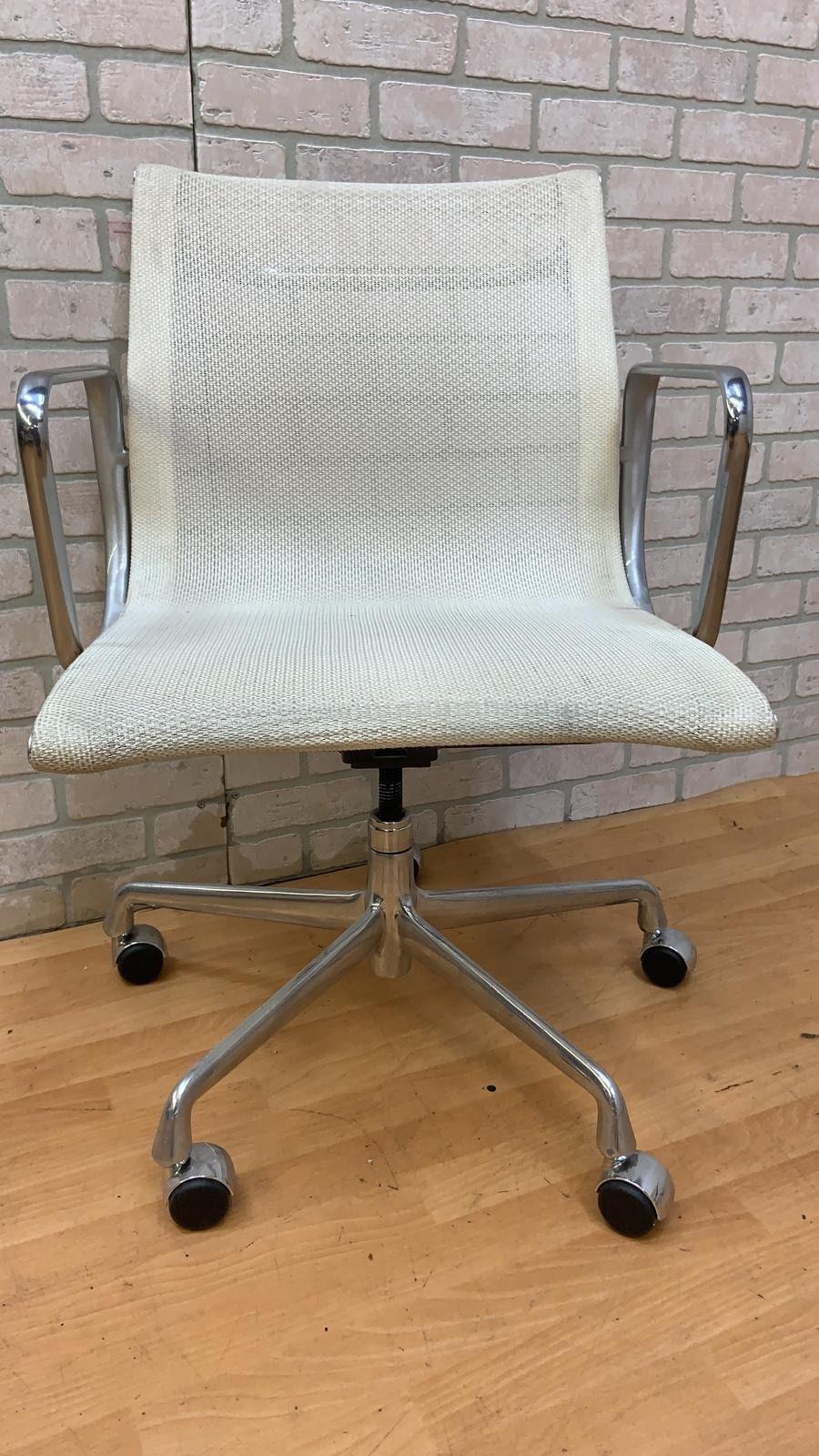 Contemporary MCM Herman Miller Style Low Back White Mesh Office Chairs, Set of 4