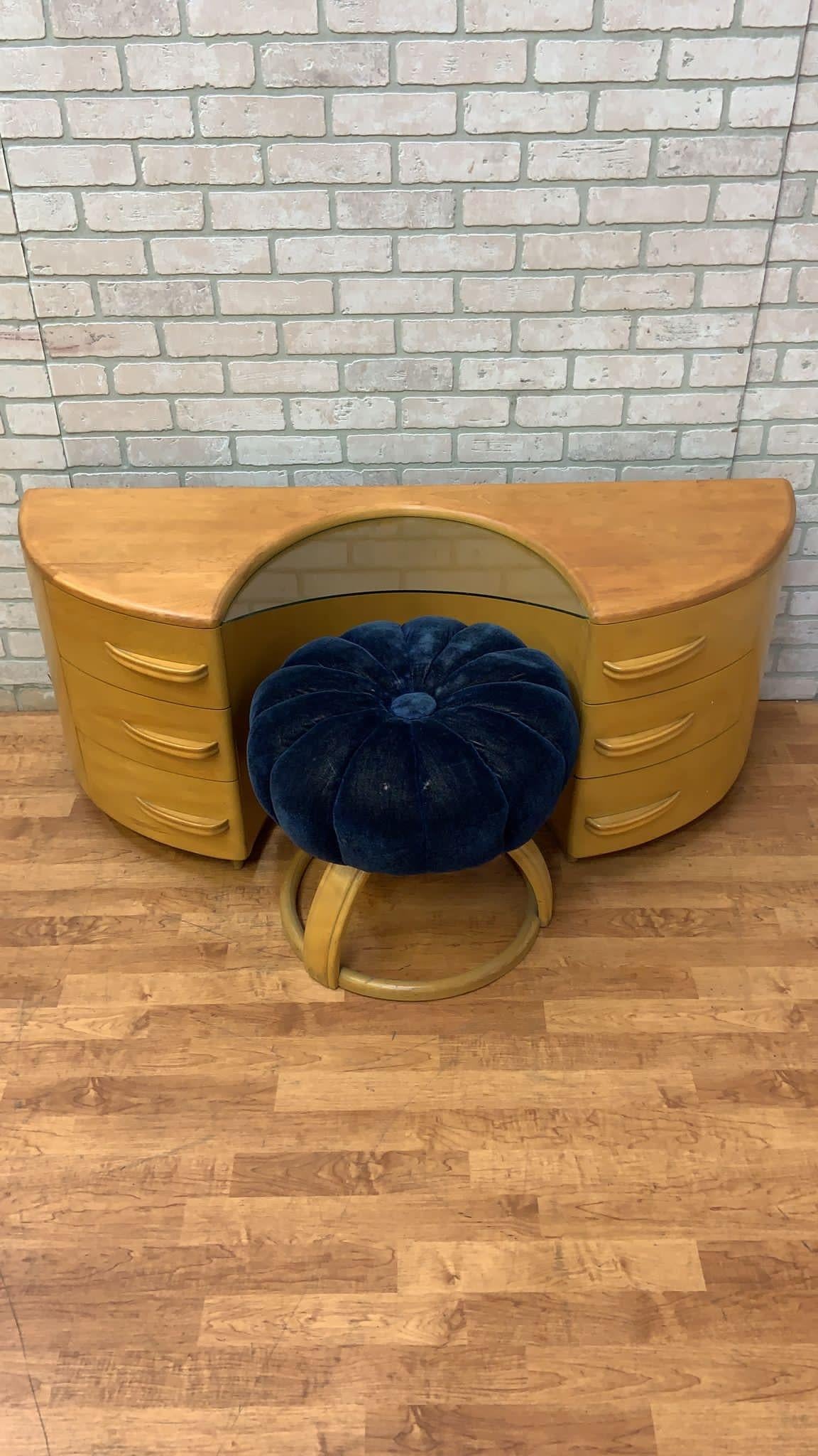 MCM Heywood Wakefield Crescendo Vanity with Mirror and Vanity Stool / Poof In Good Condition For Sale In Chicago, IL