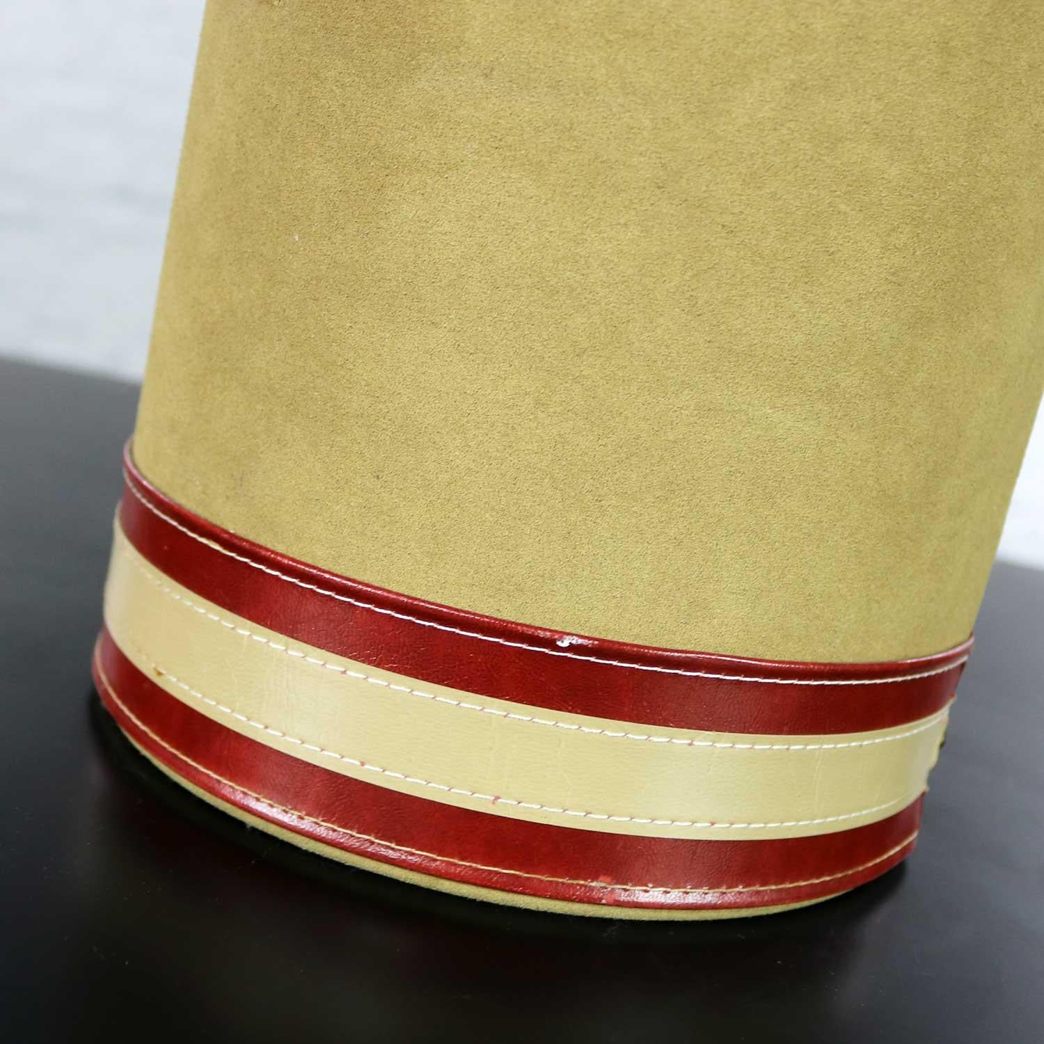MCM Ice Bucket Signed George Briard Tan & Rust Faux Patent Leather In Good Condition For Sale In Topeka, KS