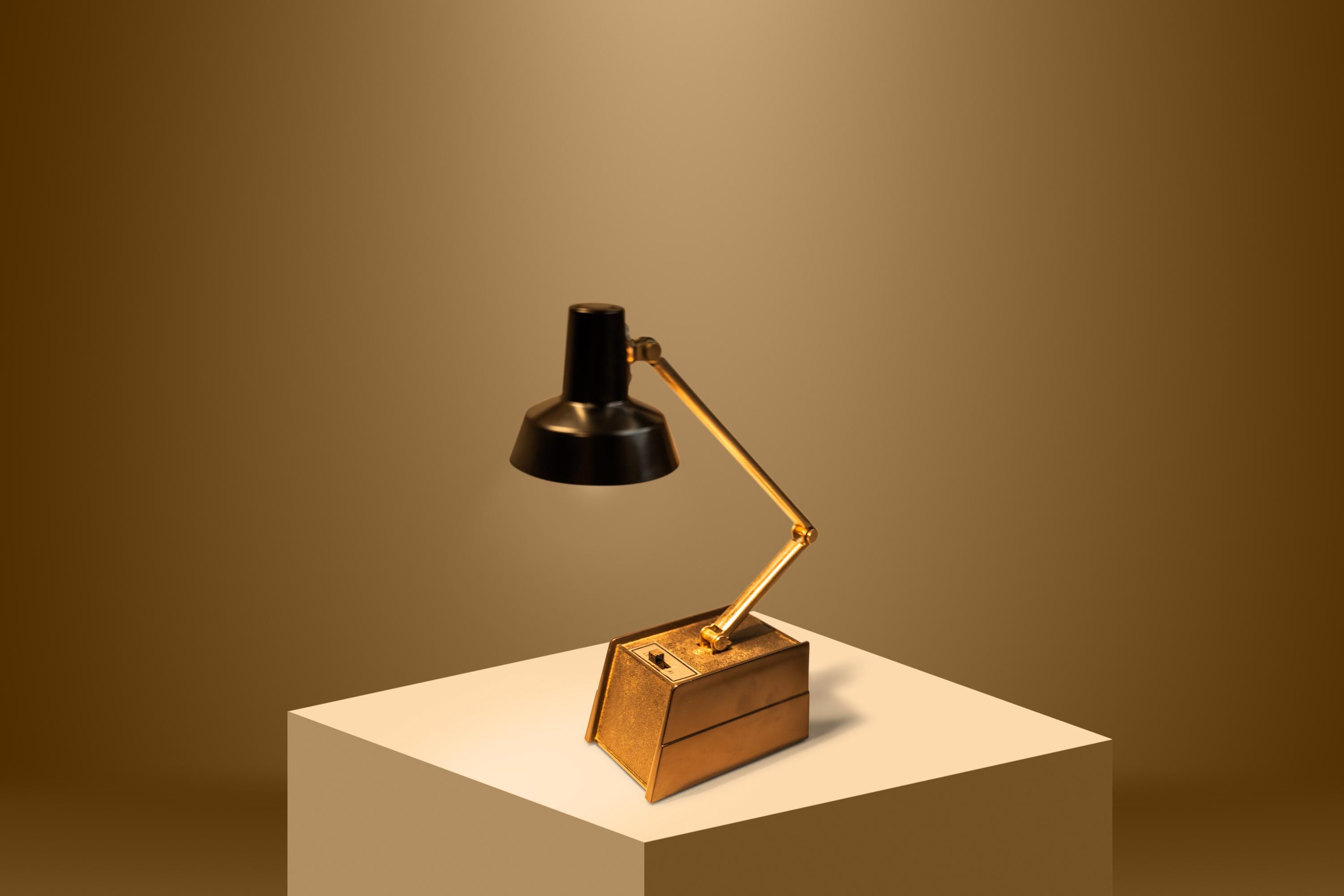MCM Industrial Tensor Desk Lamp by Mobilite from NASA Offices, Taiwan, c. 1970's 1