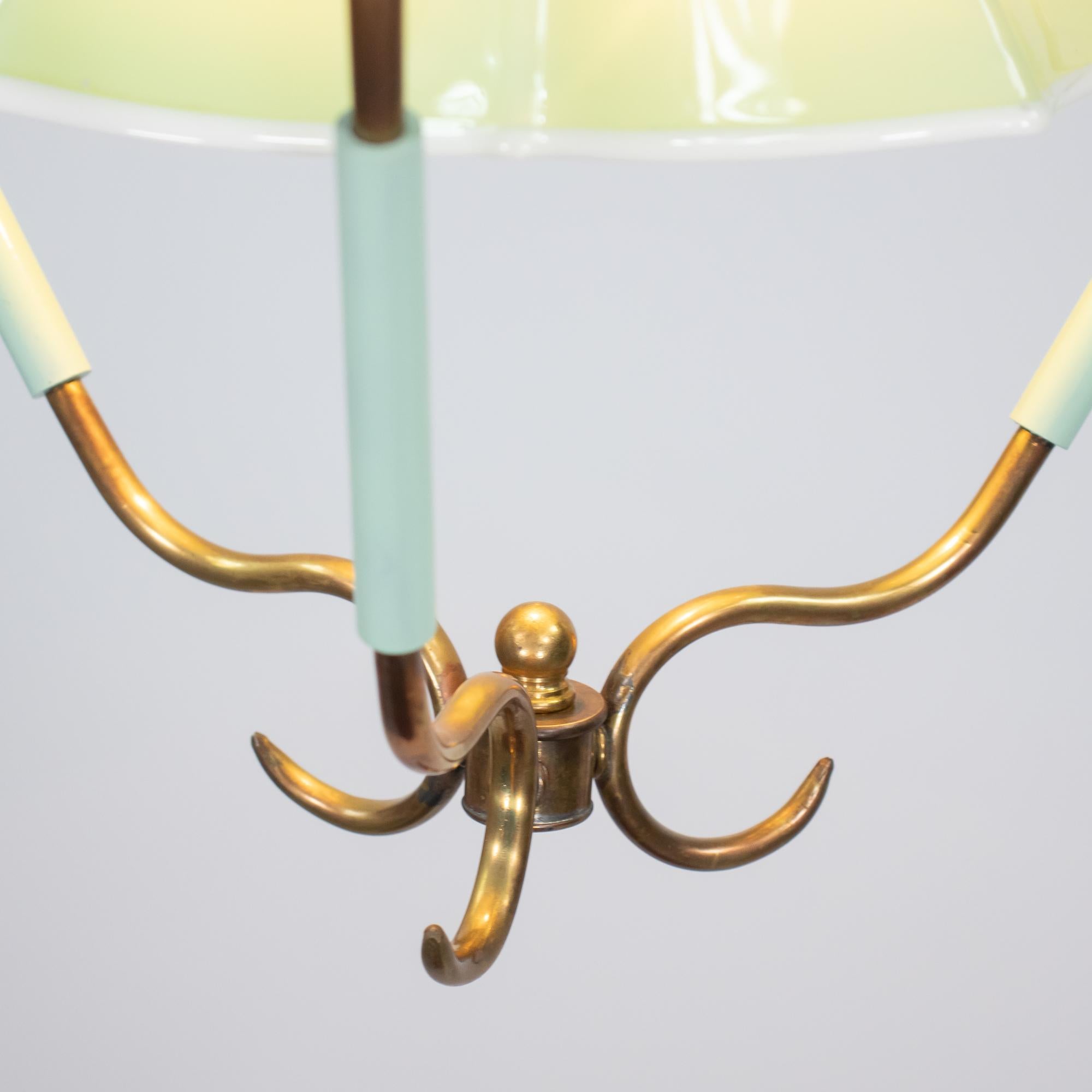 italien Pendentif en verre de Murano opalin vert de MCM dans le style de Fontana Arte en vente