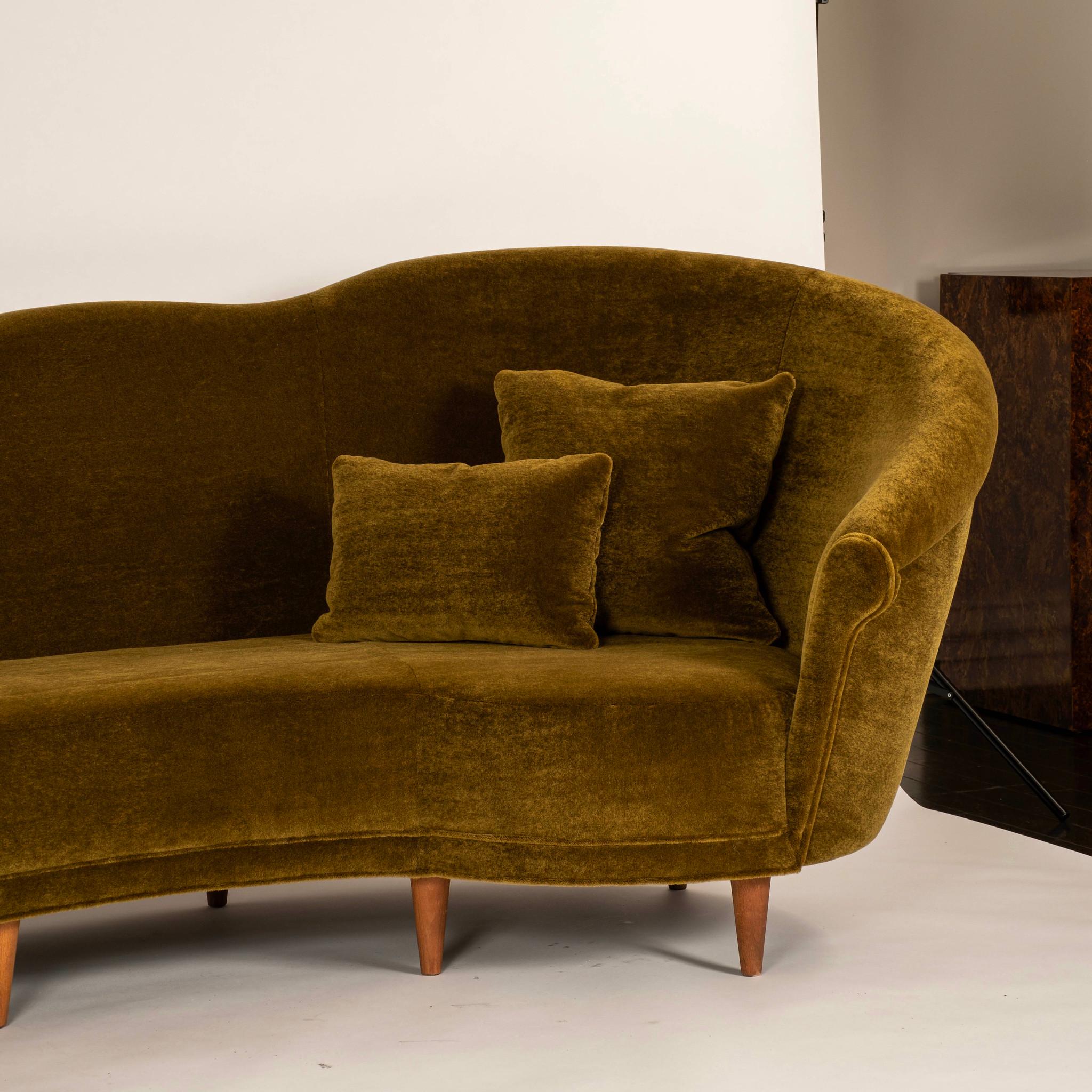 Mid-Century moderno Divano italiano MCM, Greene & Greene Mohair in vendita