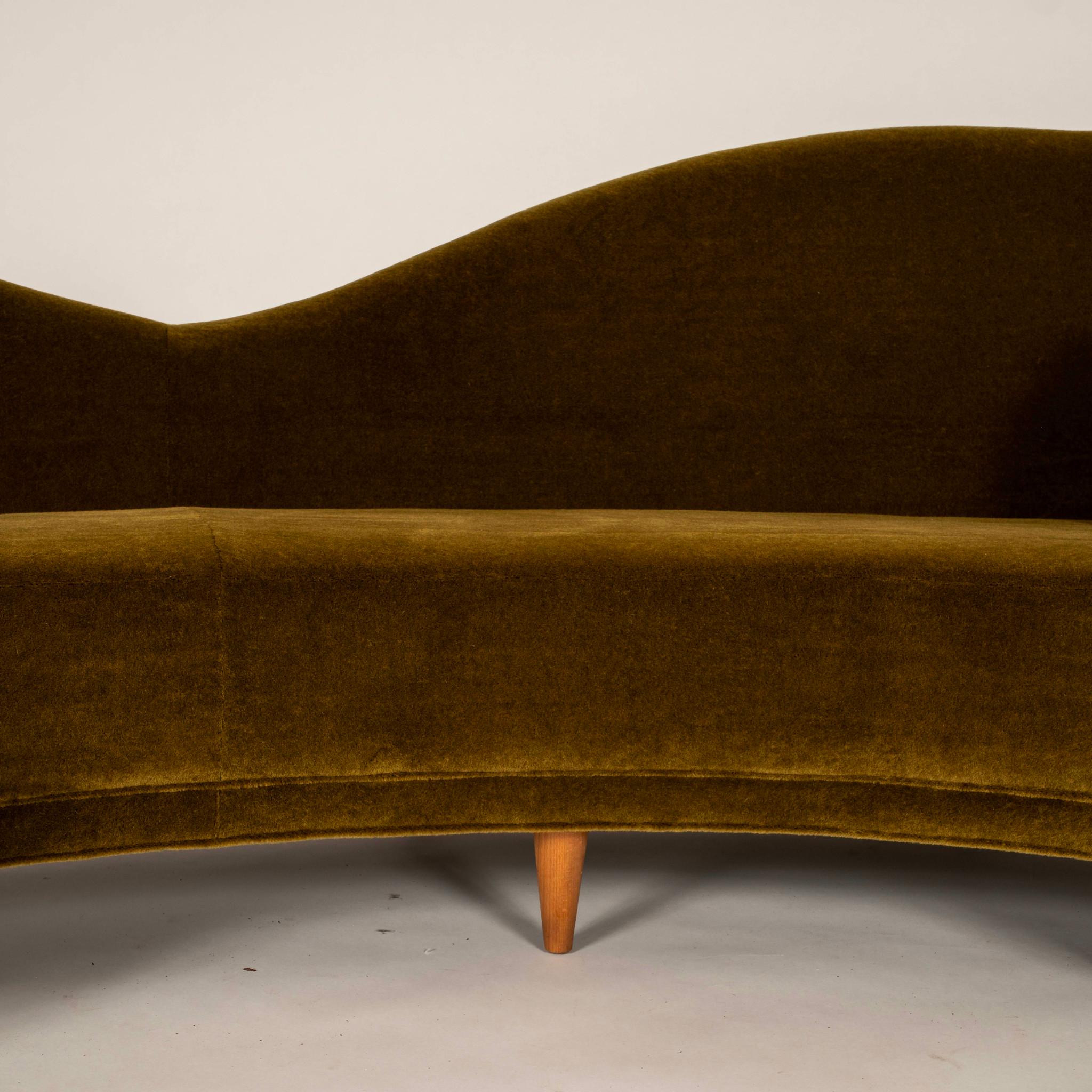 Divano italiano MCM, Greene & Greene Mohair in vendita 2